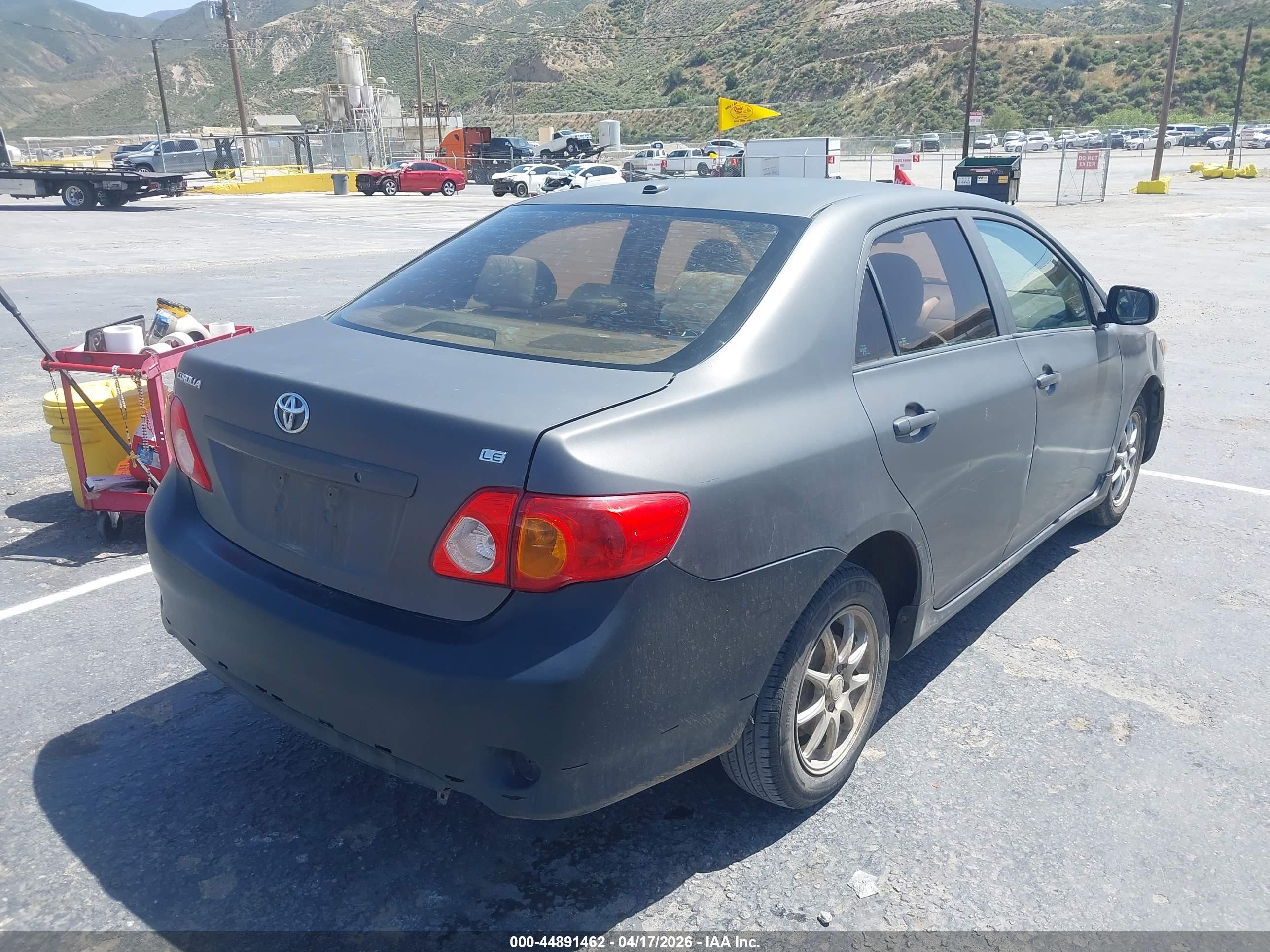 TOYOTA COROLLA image 4