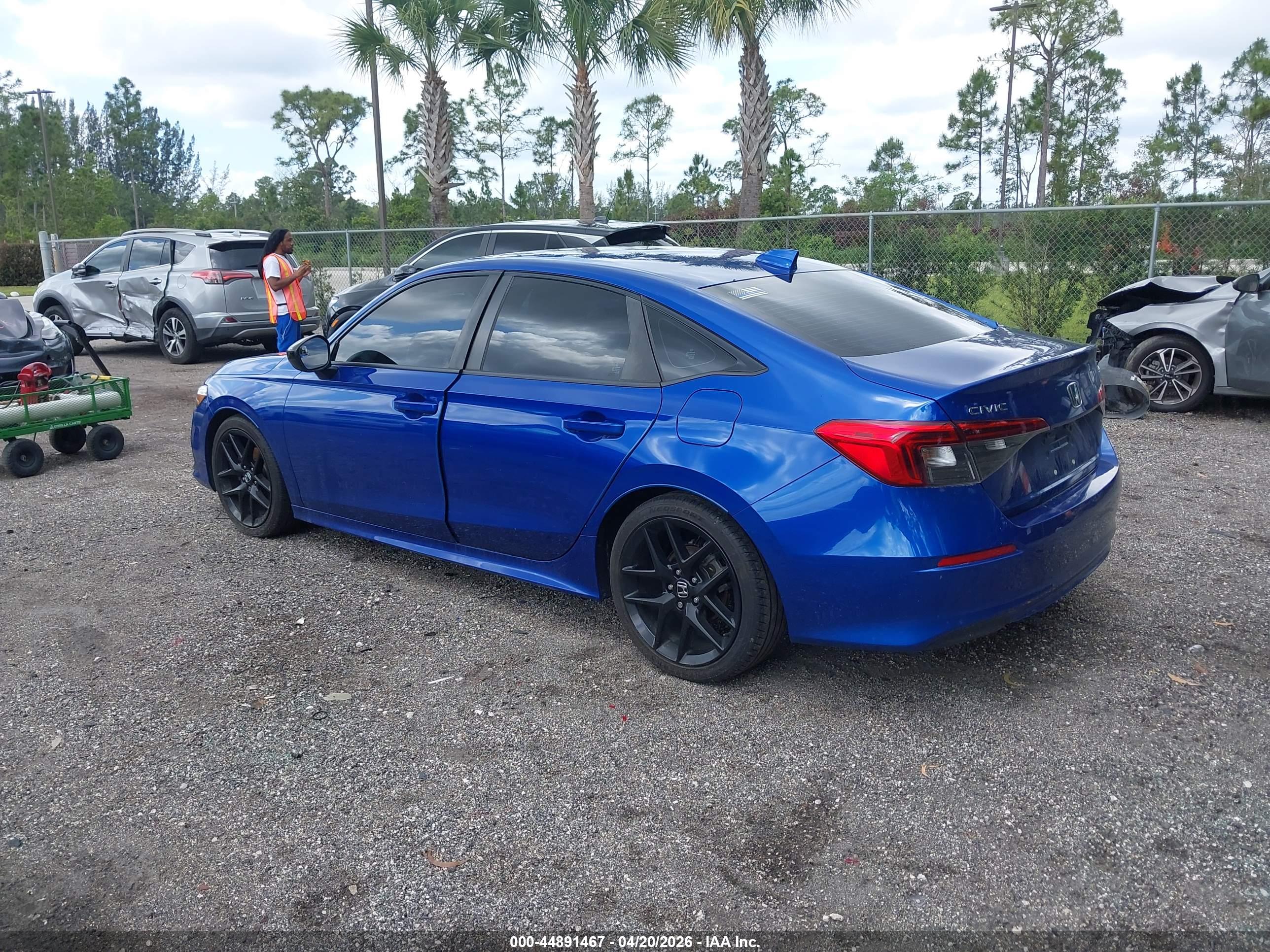 HONDA CIVIC image 3