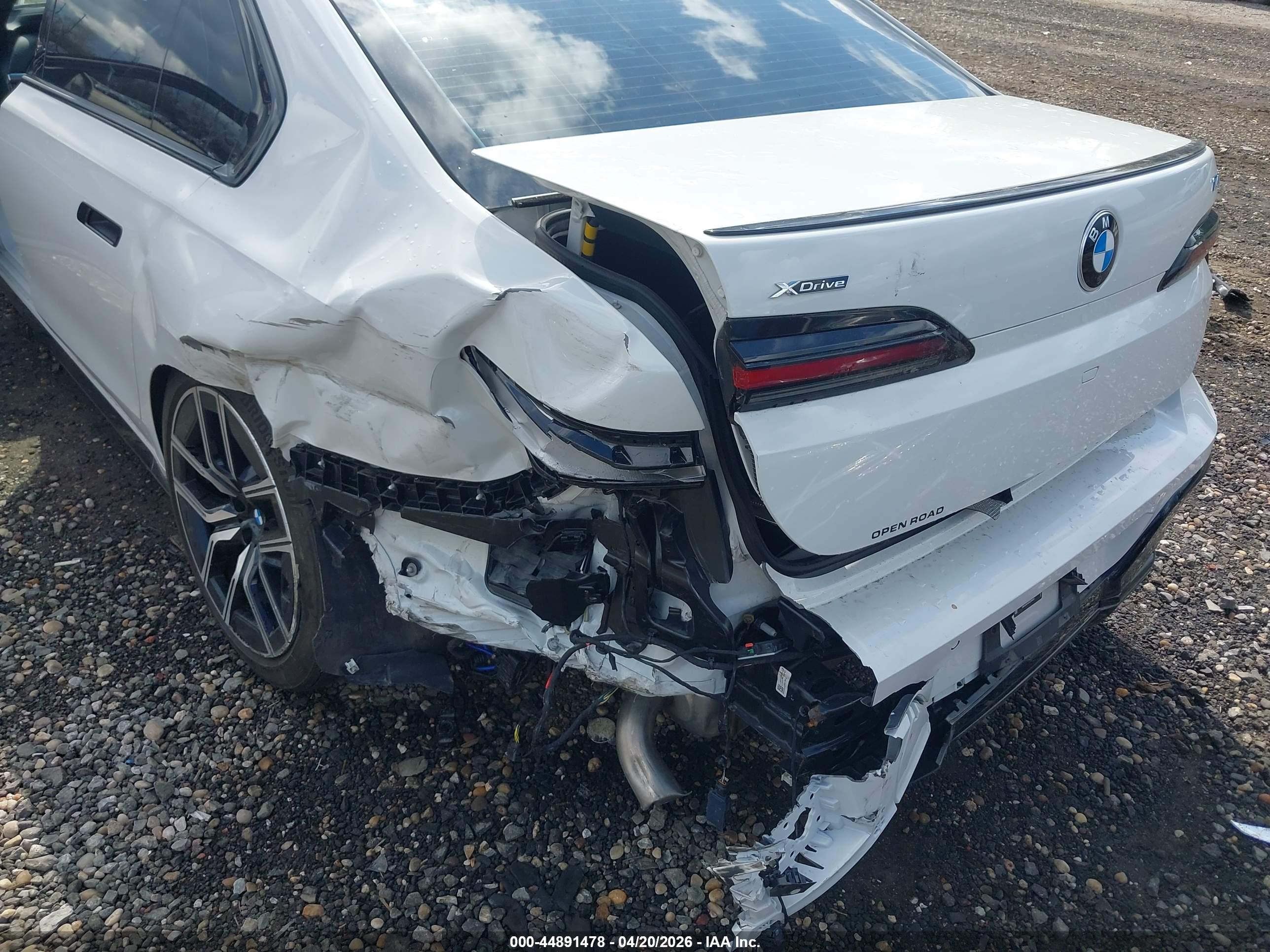 BMW 740I image 6