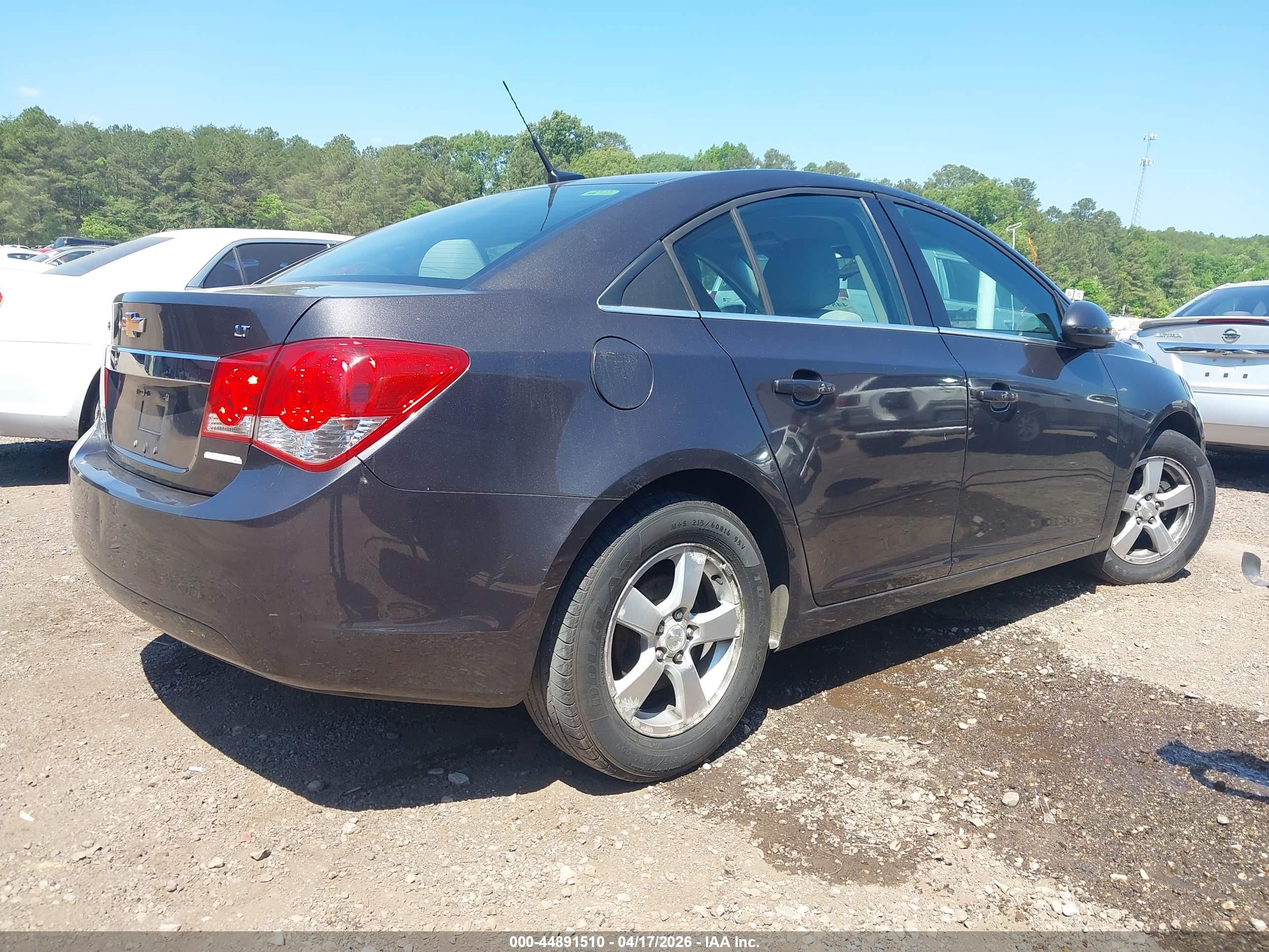 CHEVROLET CRUZE image 4