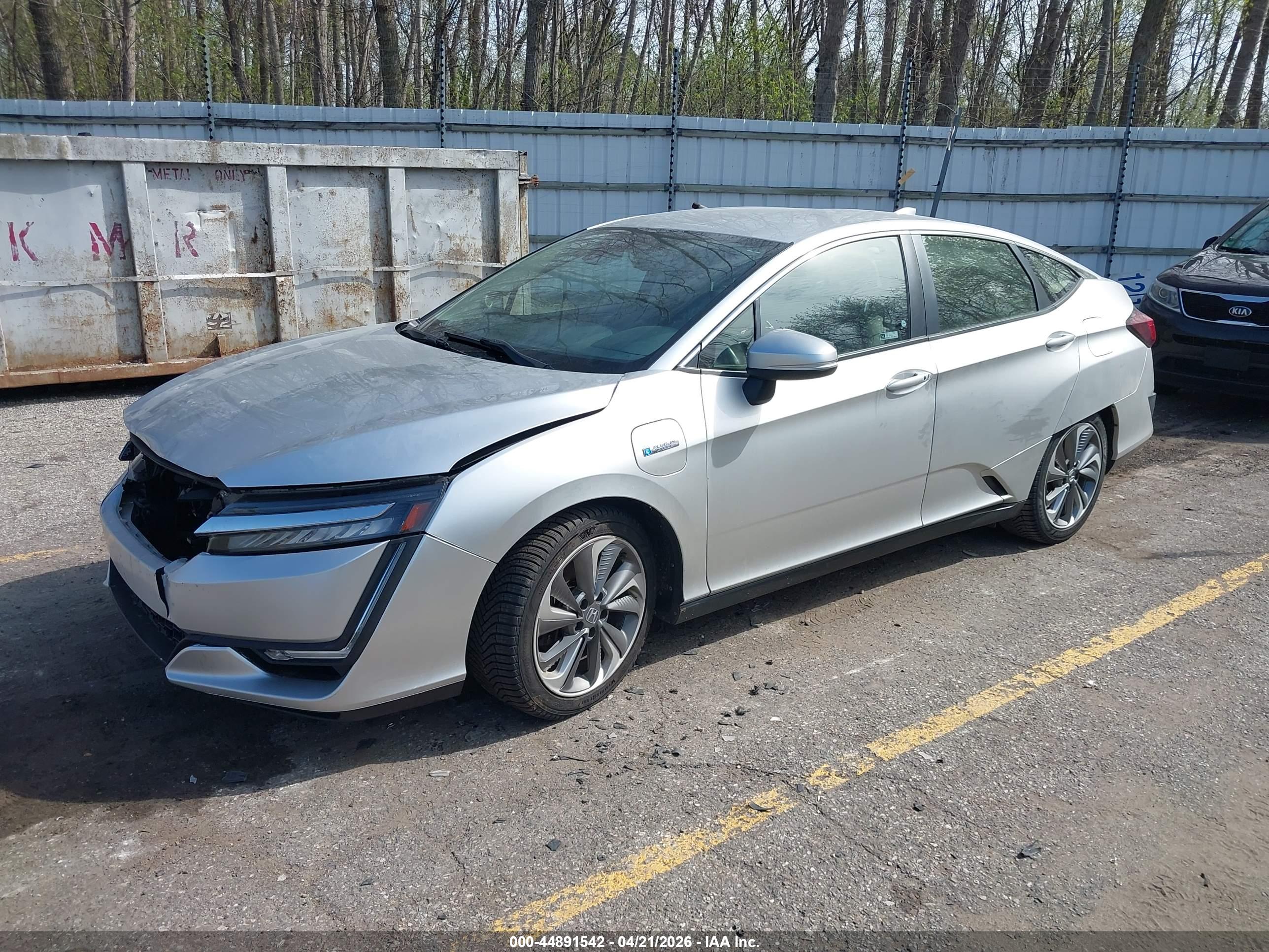 HONDA CLARITY image 2