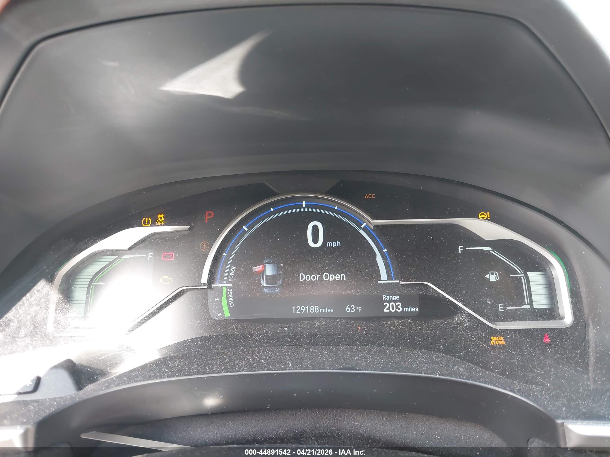 HONDA CLARITY image 7