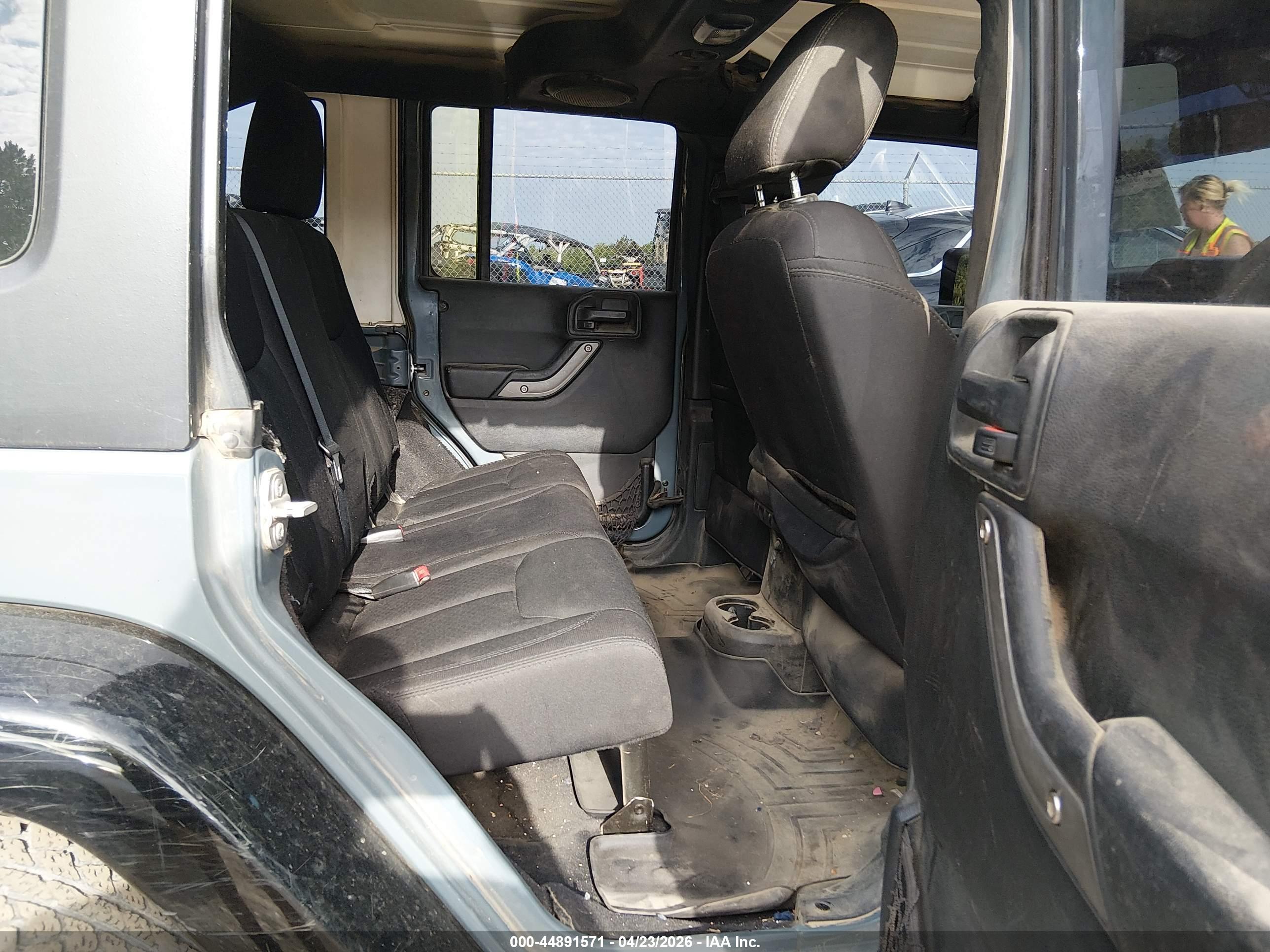 JEEP WRANGLER image 8
