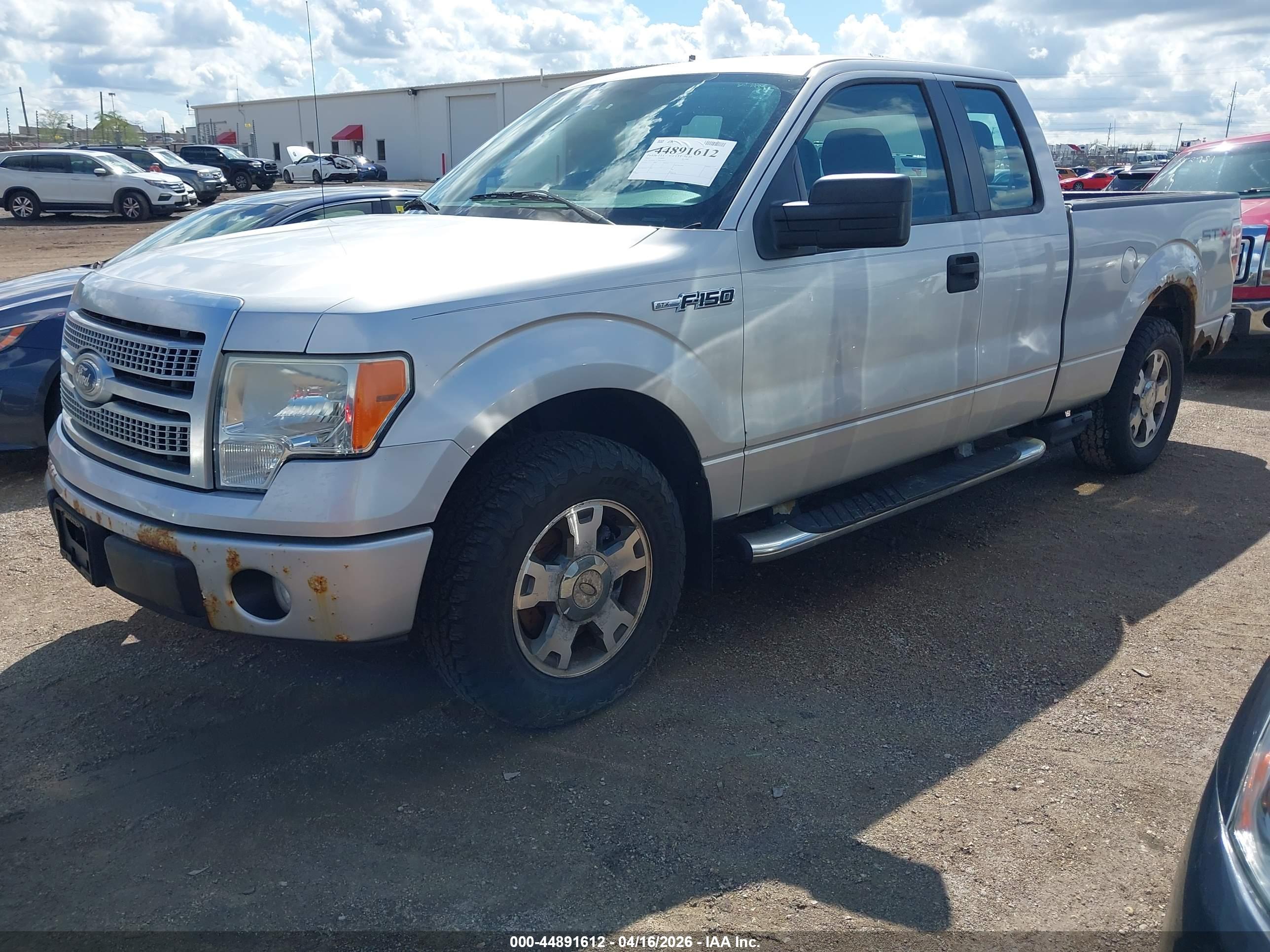 FORD F-150 image 2
