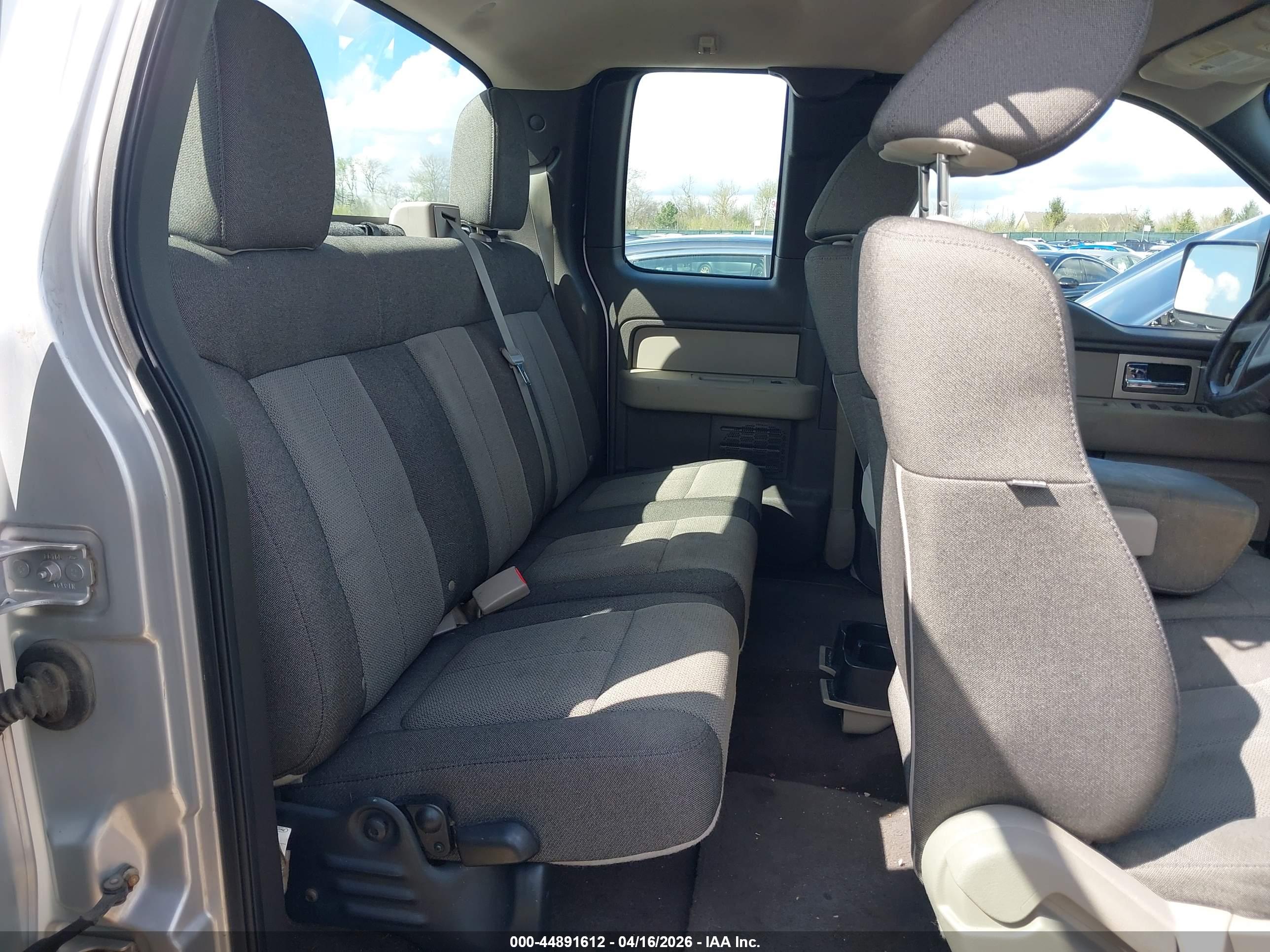 FORD F-150 image 8