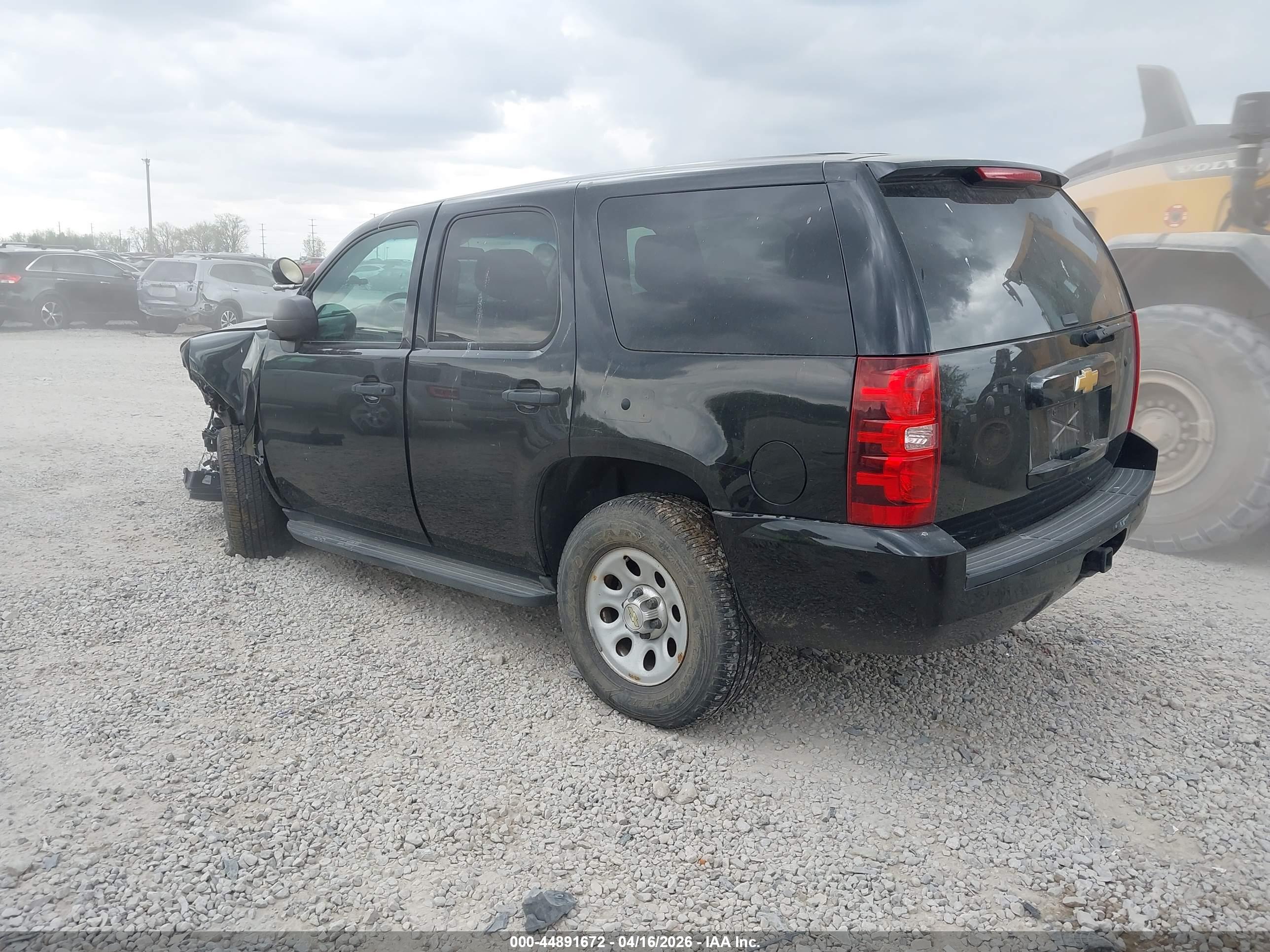 CHEVROLET TAHOE image 3