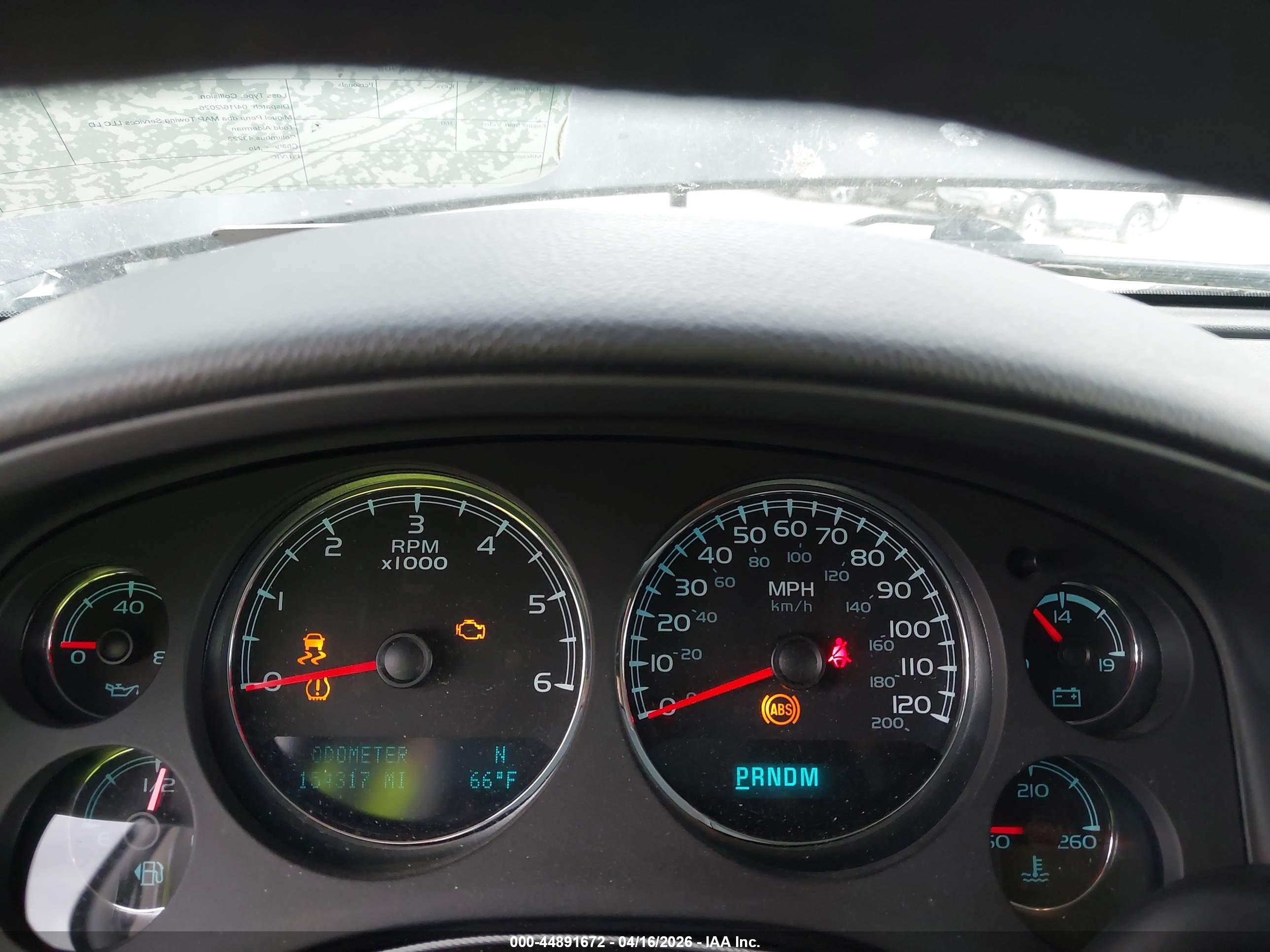 CHEVROLET TAHOE image 7