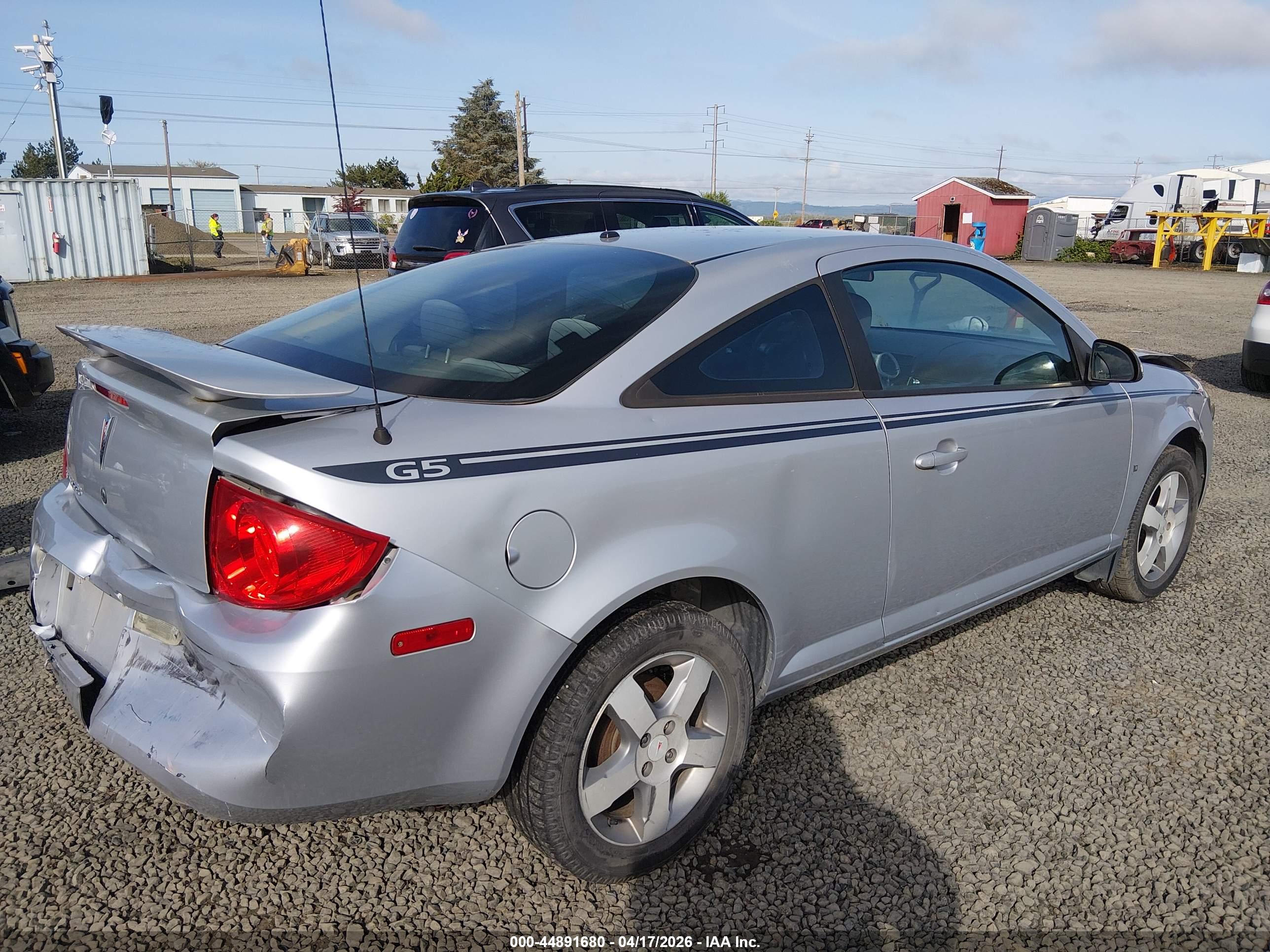 PONTIAC G5 image 4