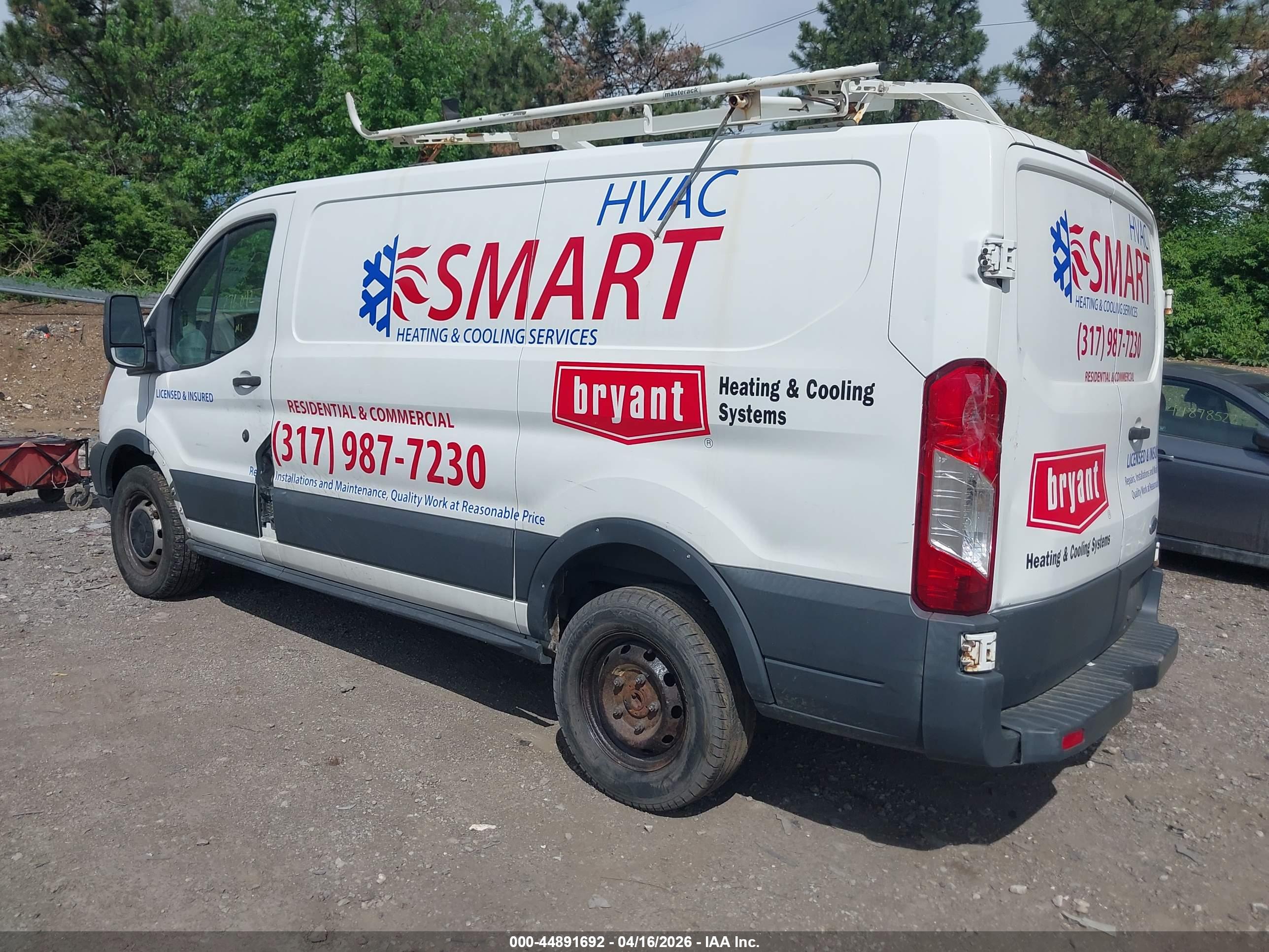 FORD TRANSIT-250 image 3