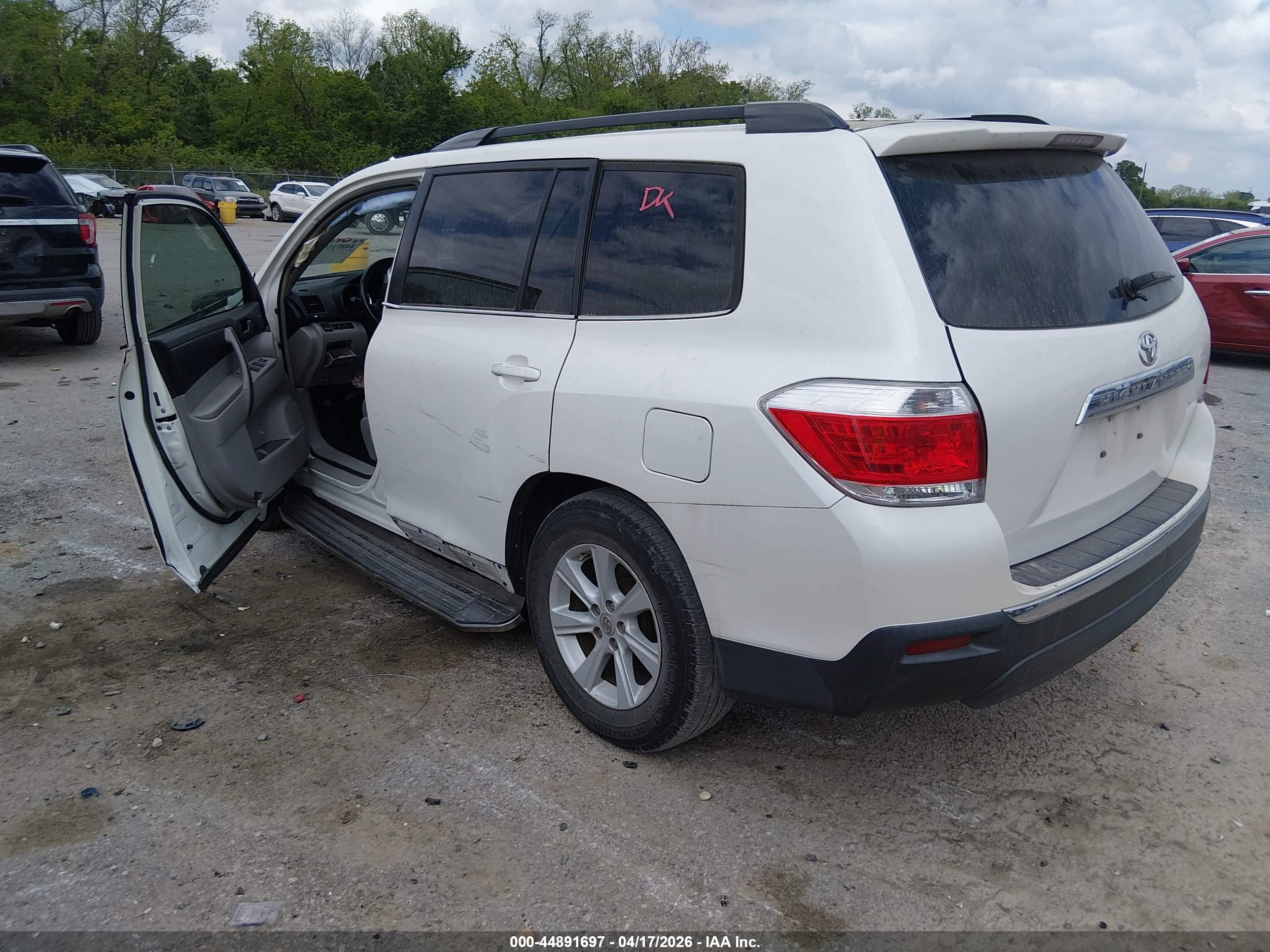 TOYOTA HIGHLANDER image 3