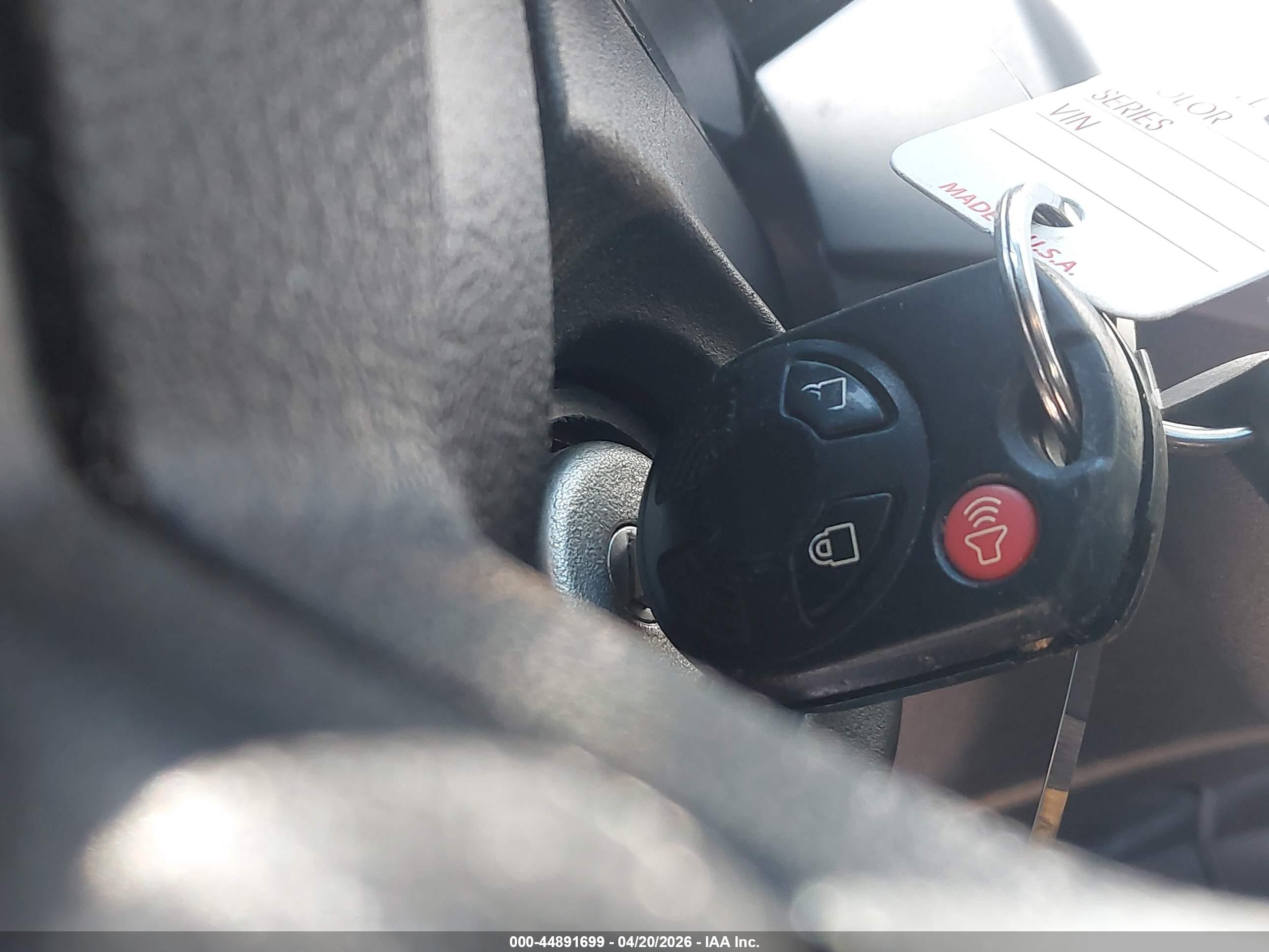 FORD ESCAPE image 11