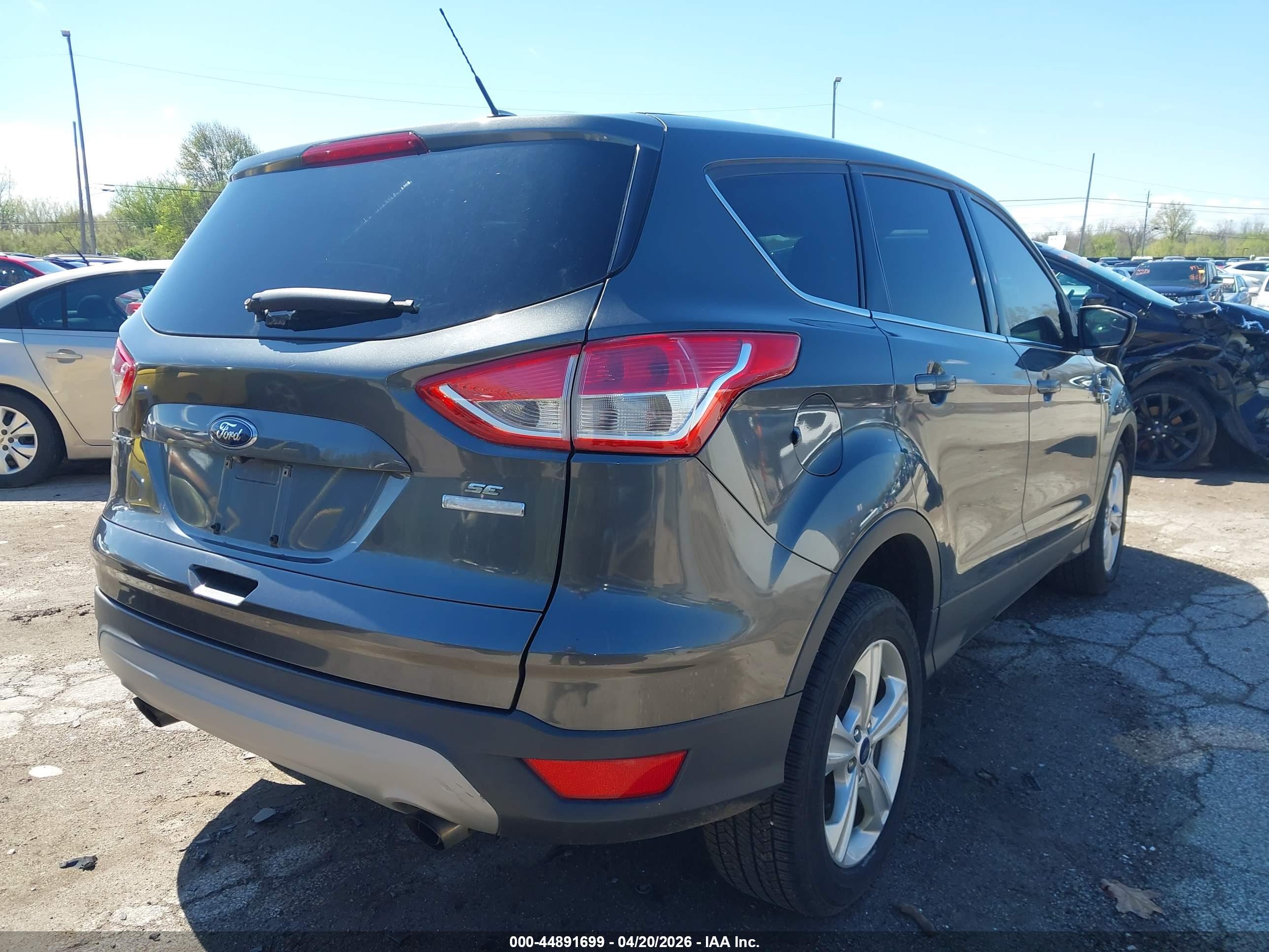 FORD ESCAPE image 4