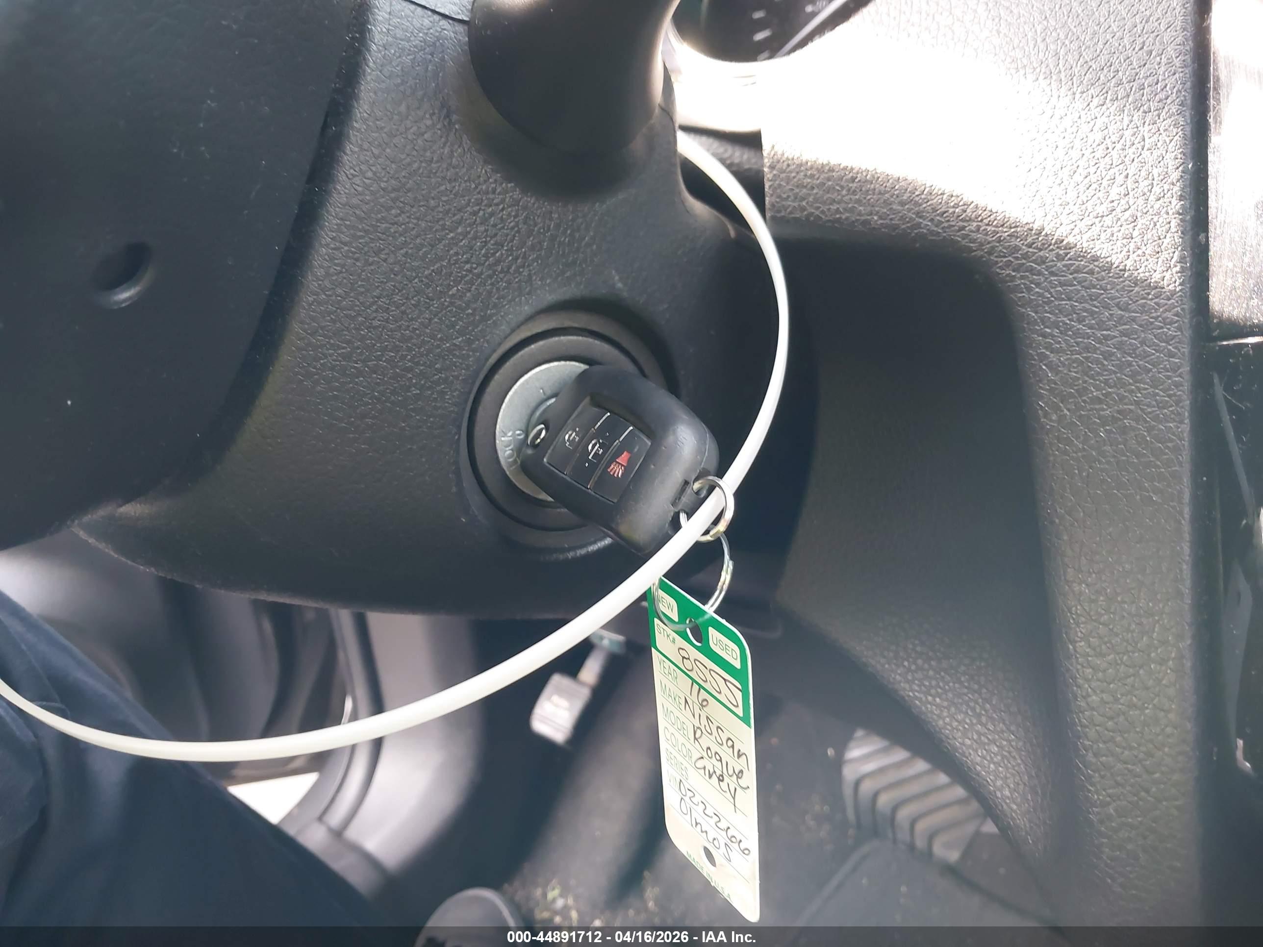 NISSAN ROGUE image 11