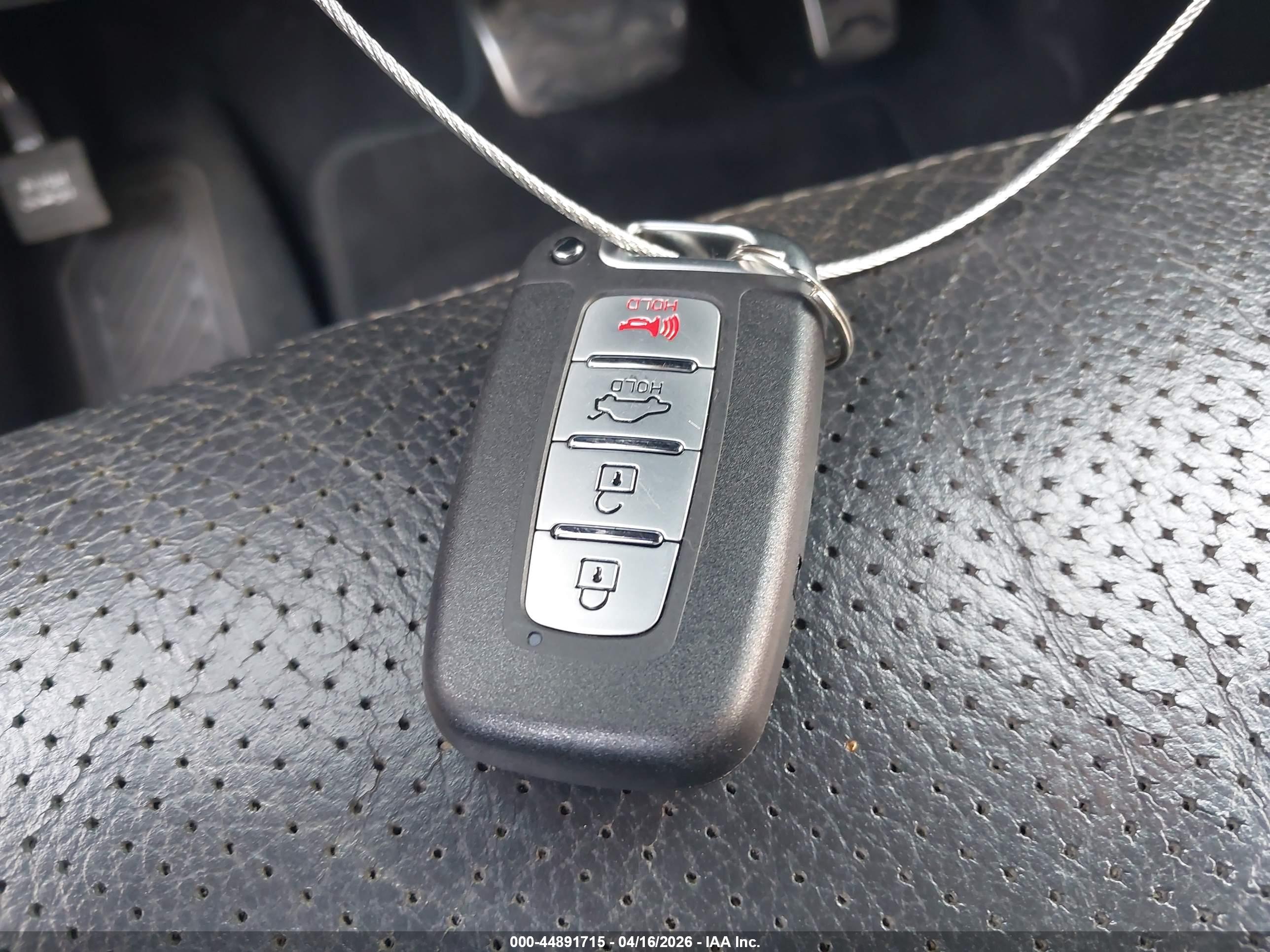 KIA SORENTO image 11