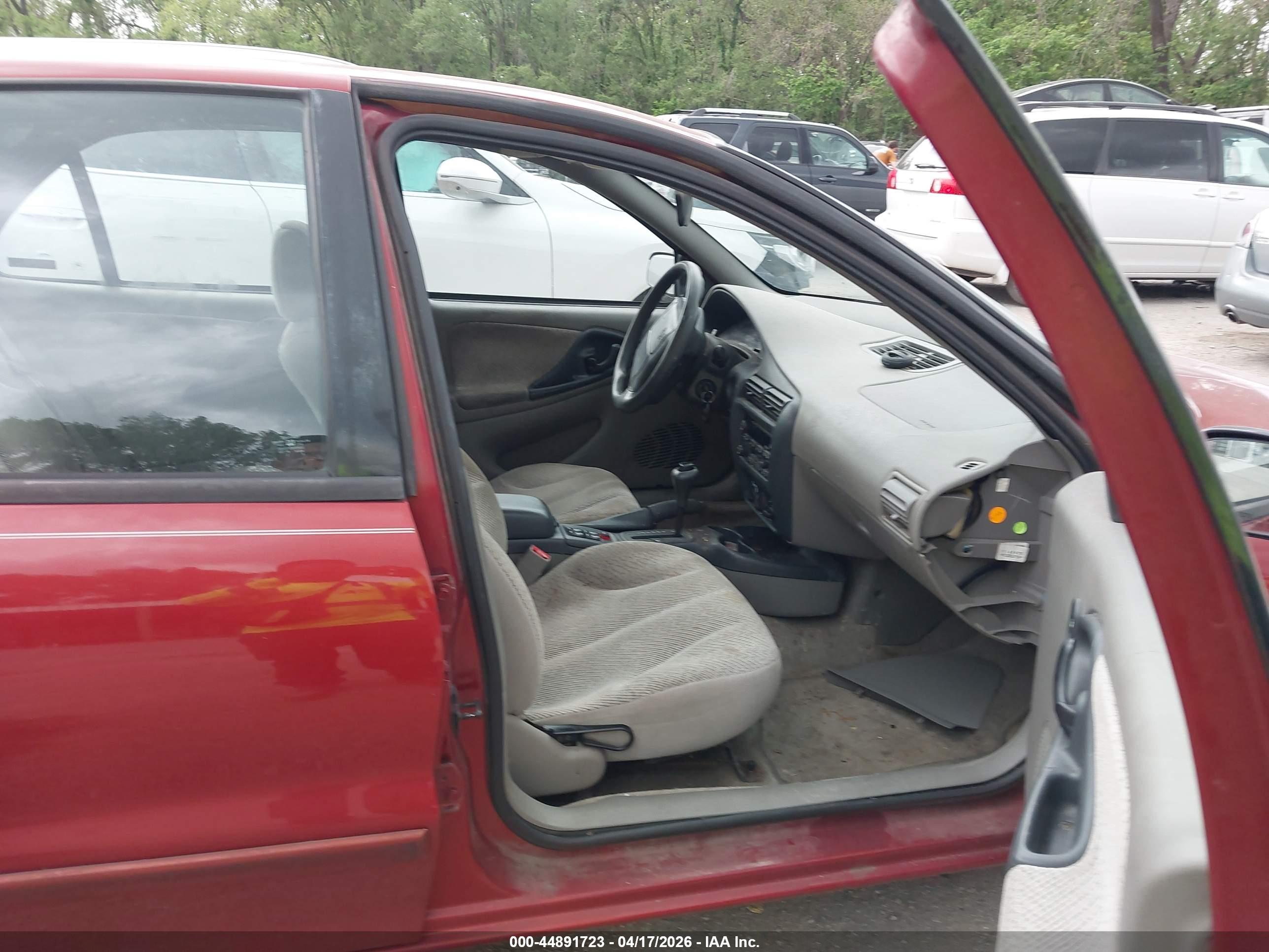 CHEVROLET CAVALIER image 5