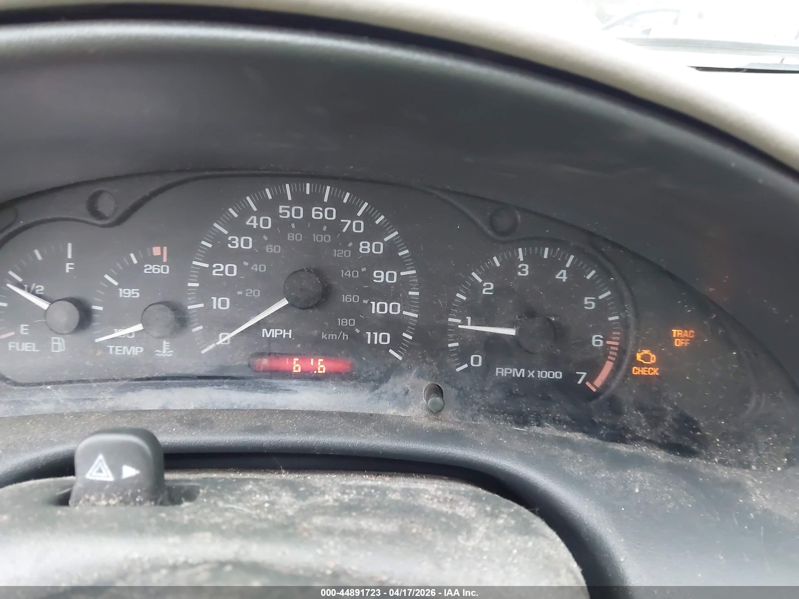 CHEVROLET CAVALIER image 7