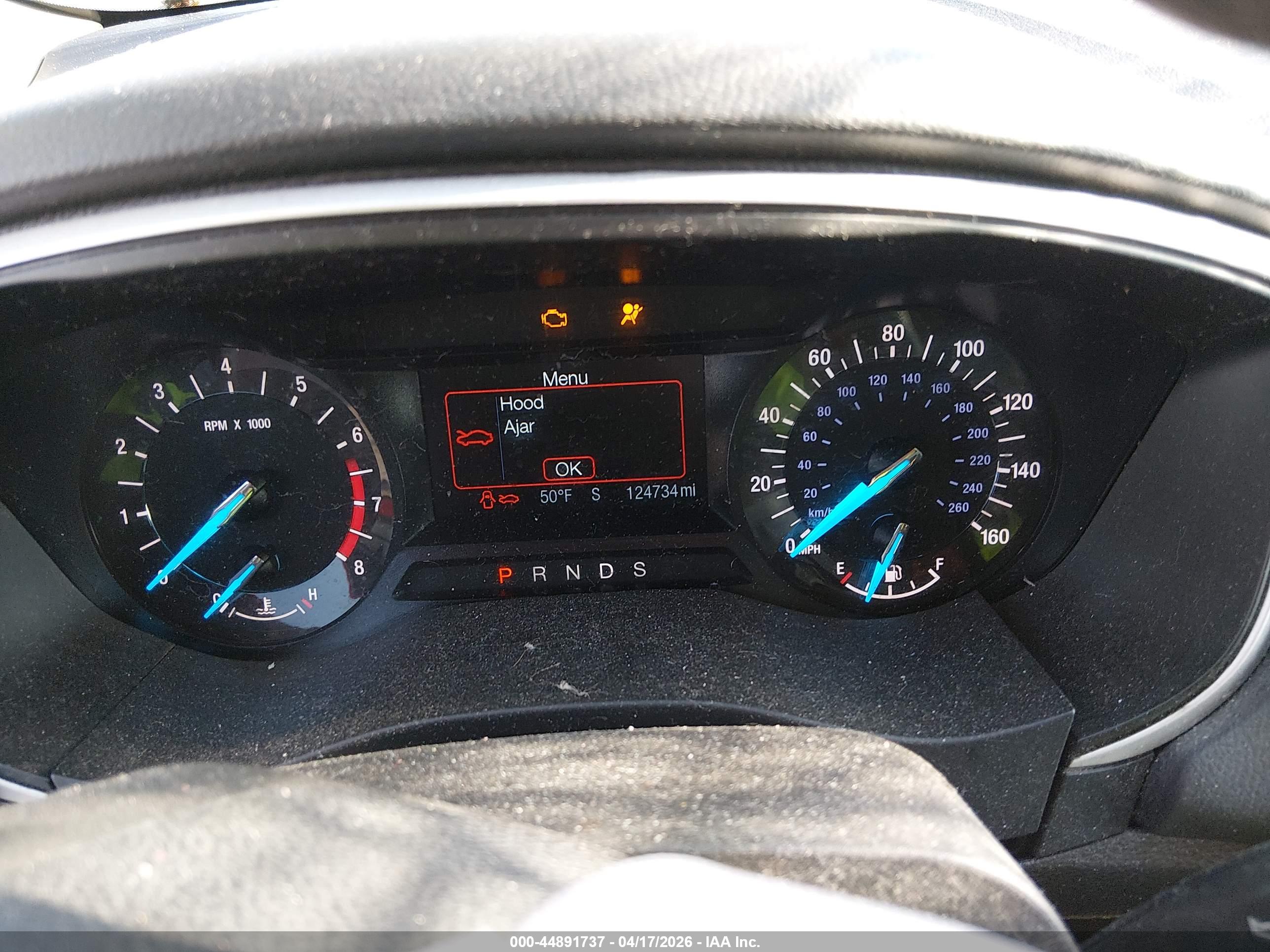 FORD FUSION image 7