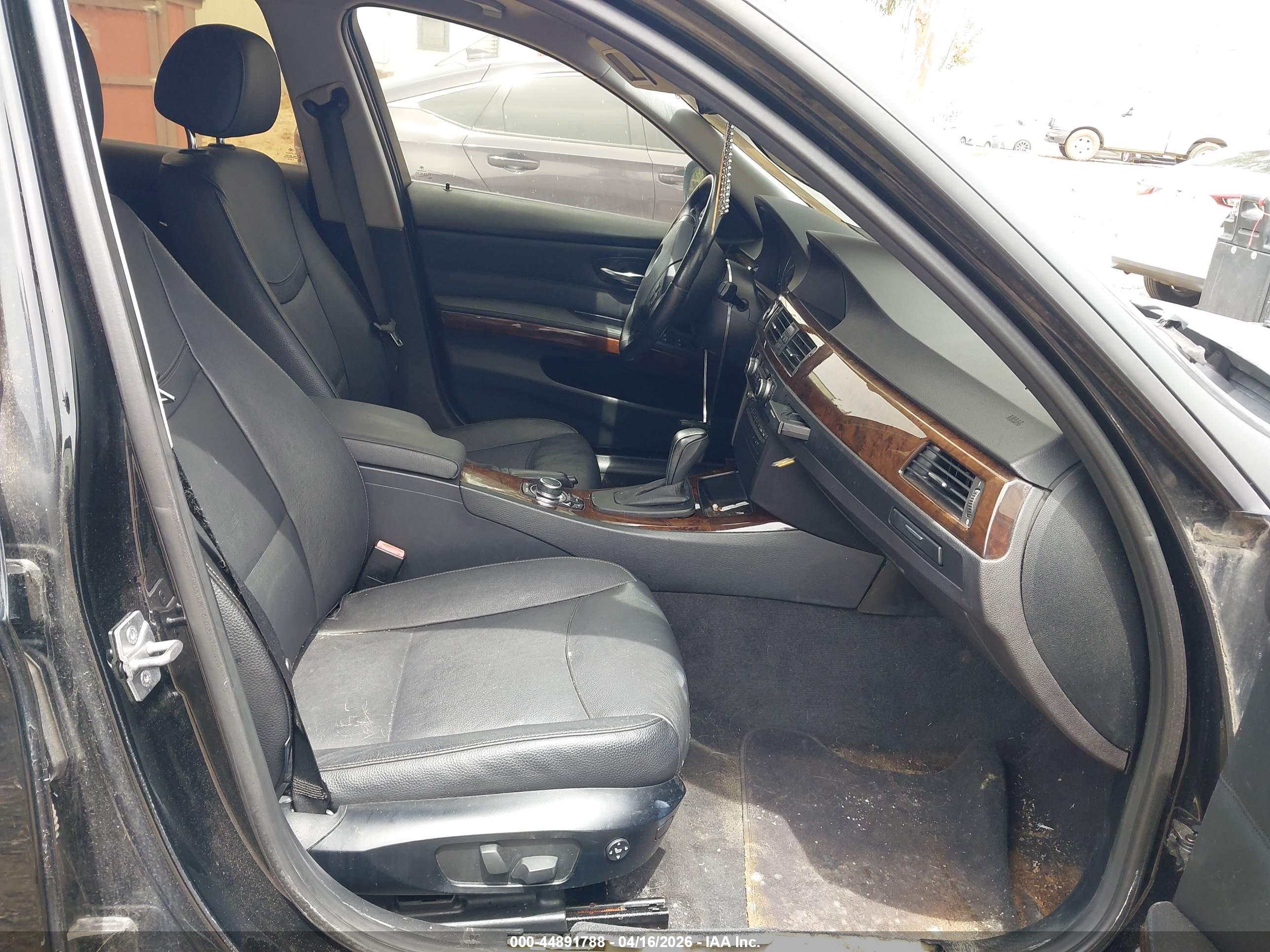 BMW 328I image 5