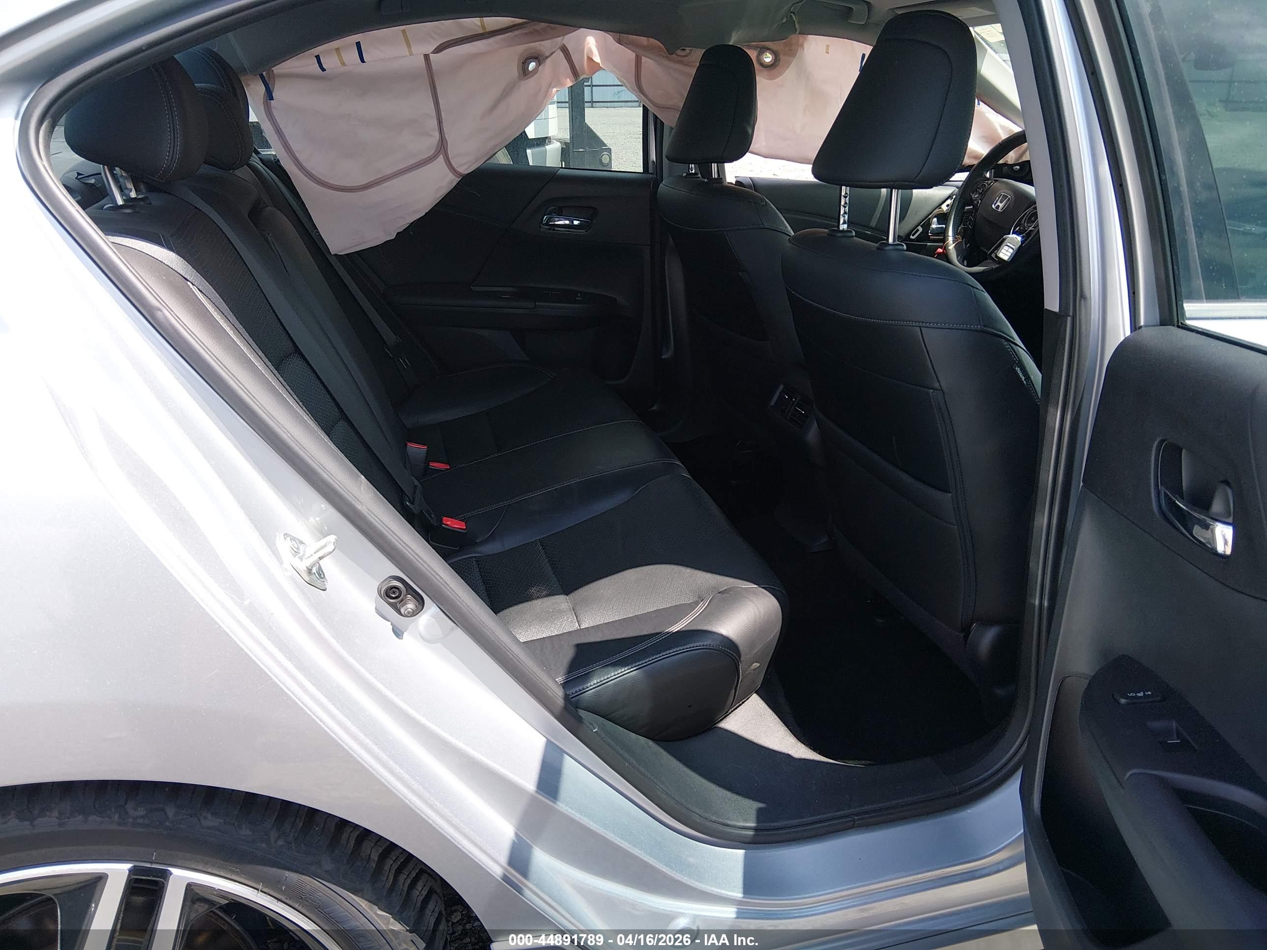 HONDA ACCORD image 8