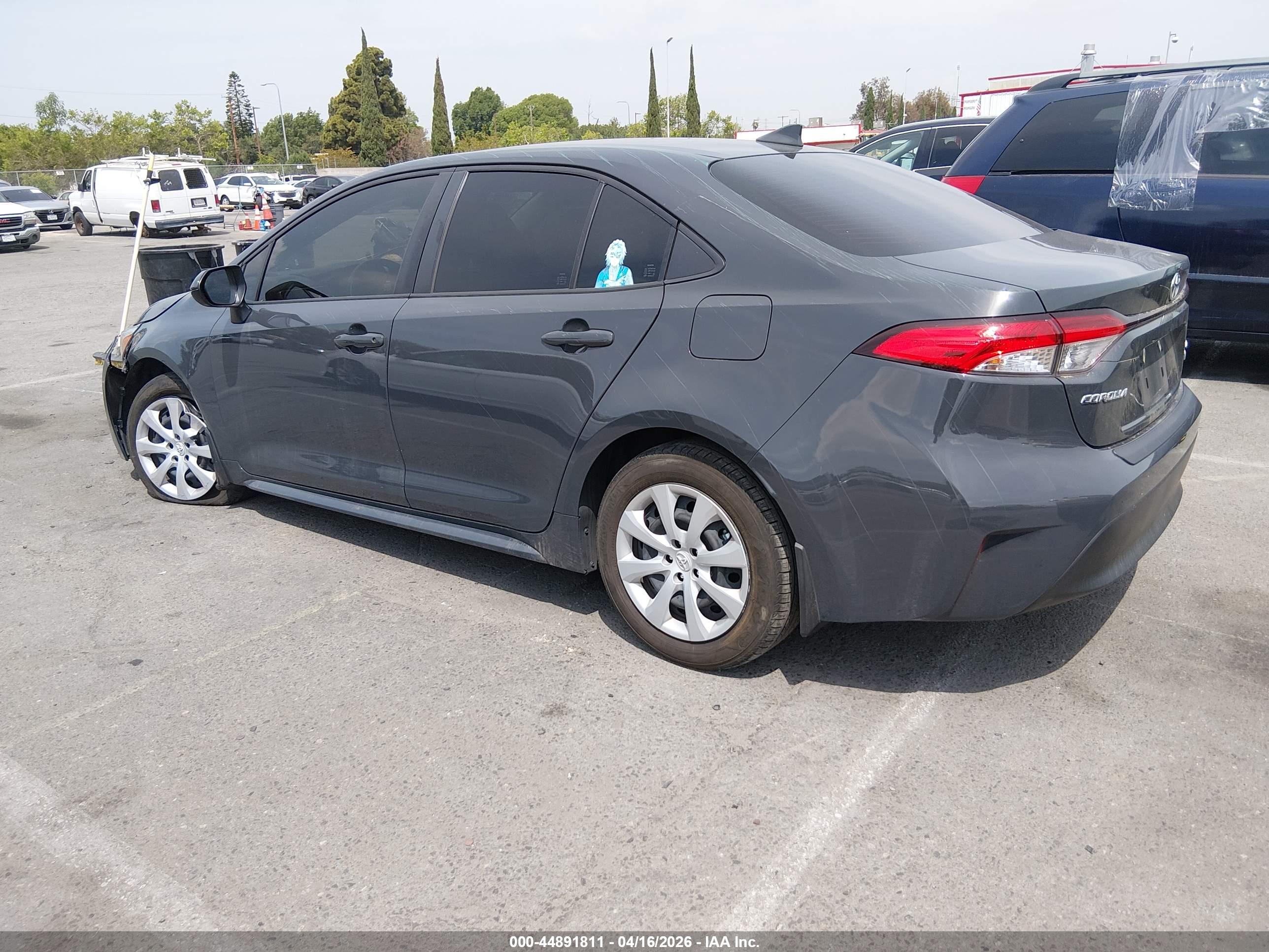 TOYOTA COROLLA image 3