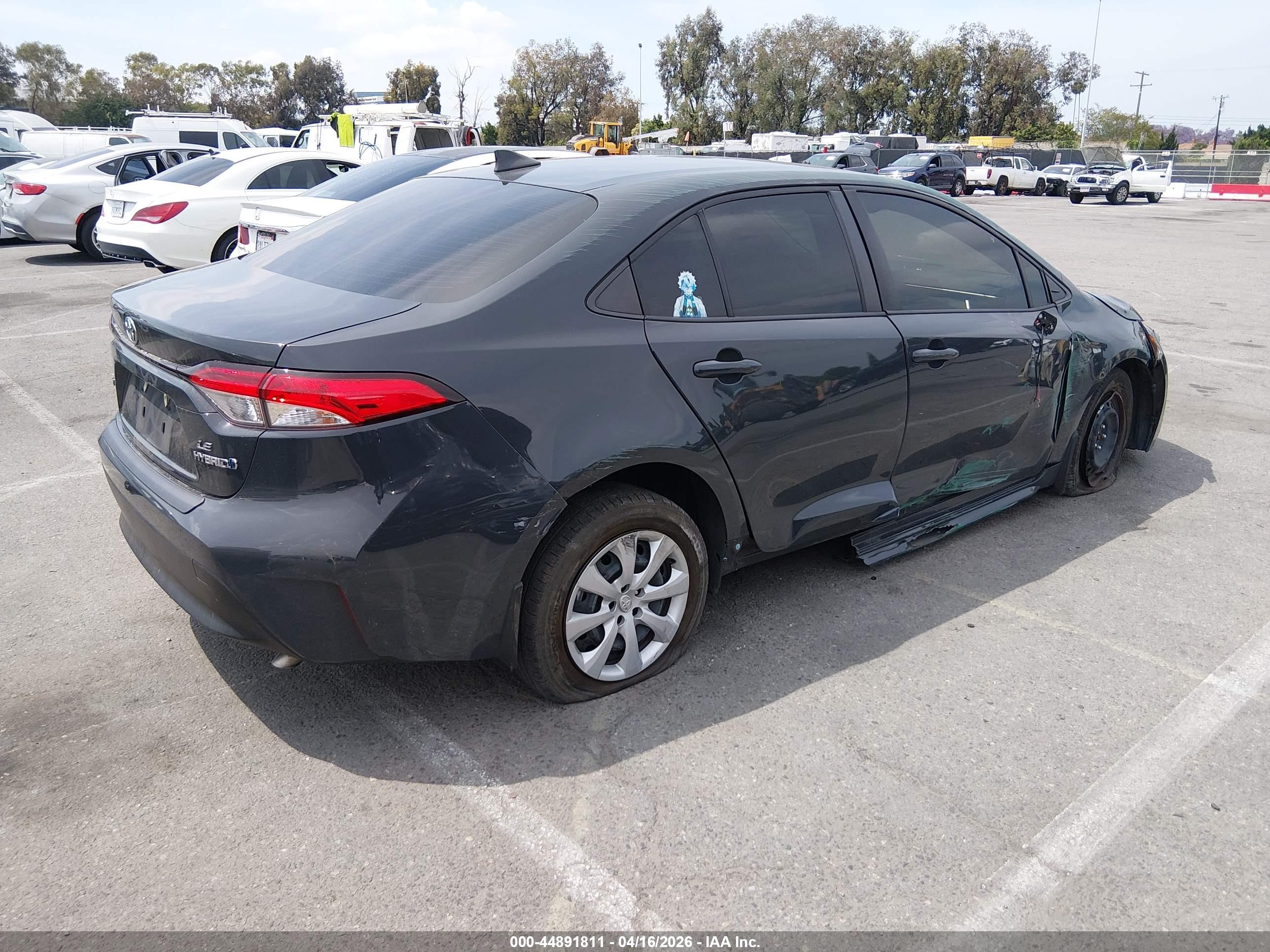 TOYOTA COROLLA image 4