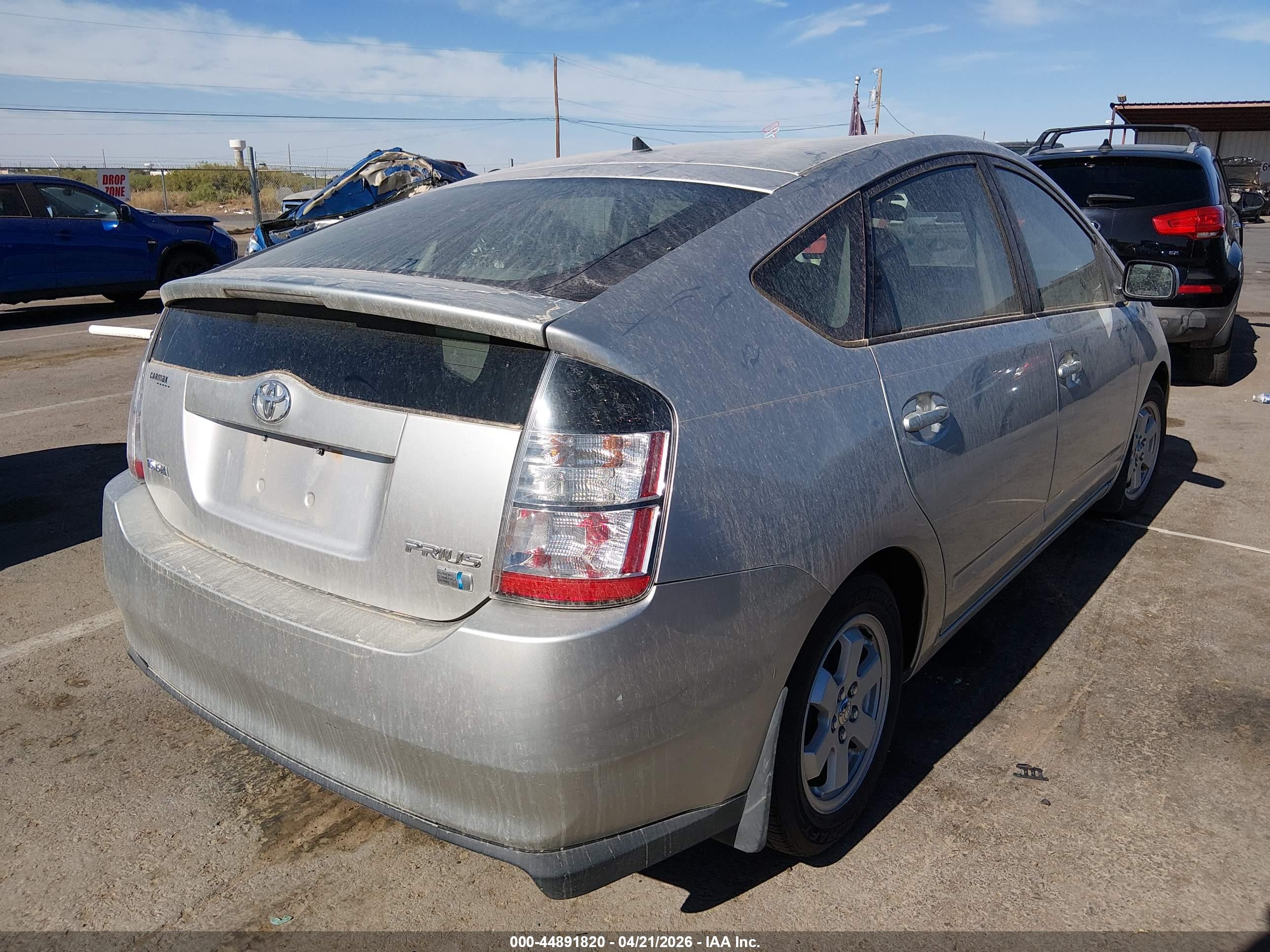 TOYOTA PRIUS image 4