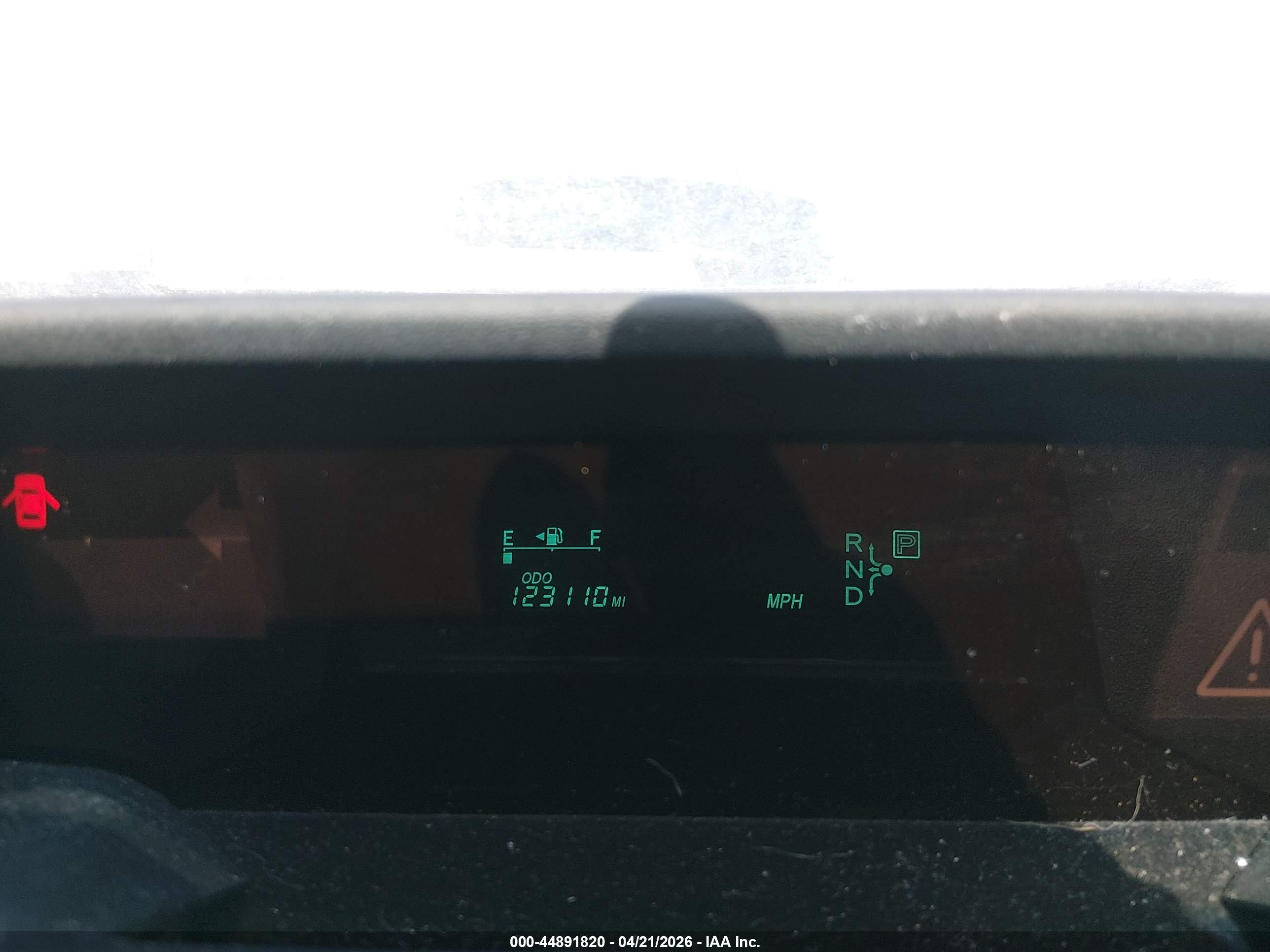 TOYOTA PRIUS image 7