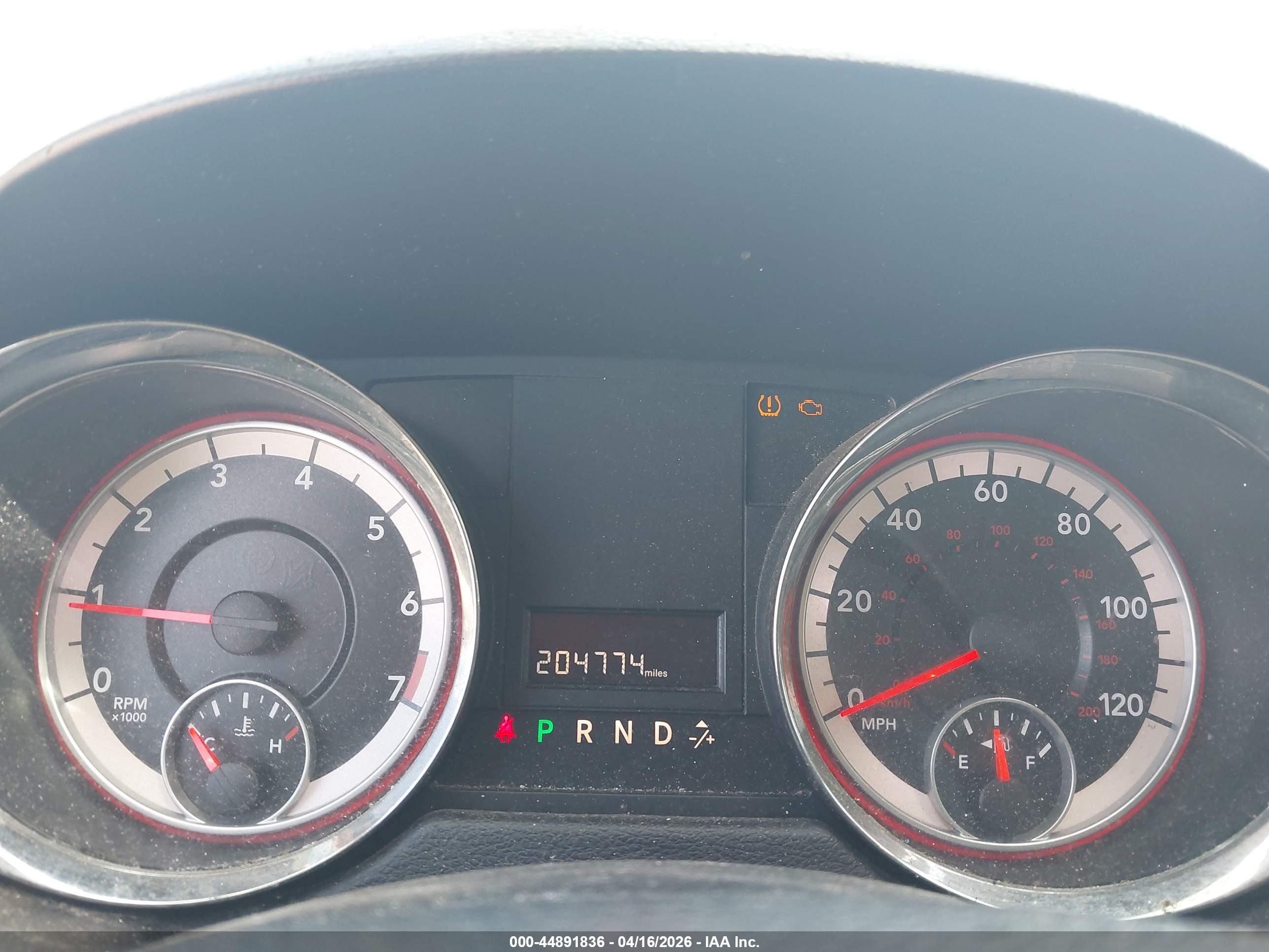 DODGE GRAND image 7