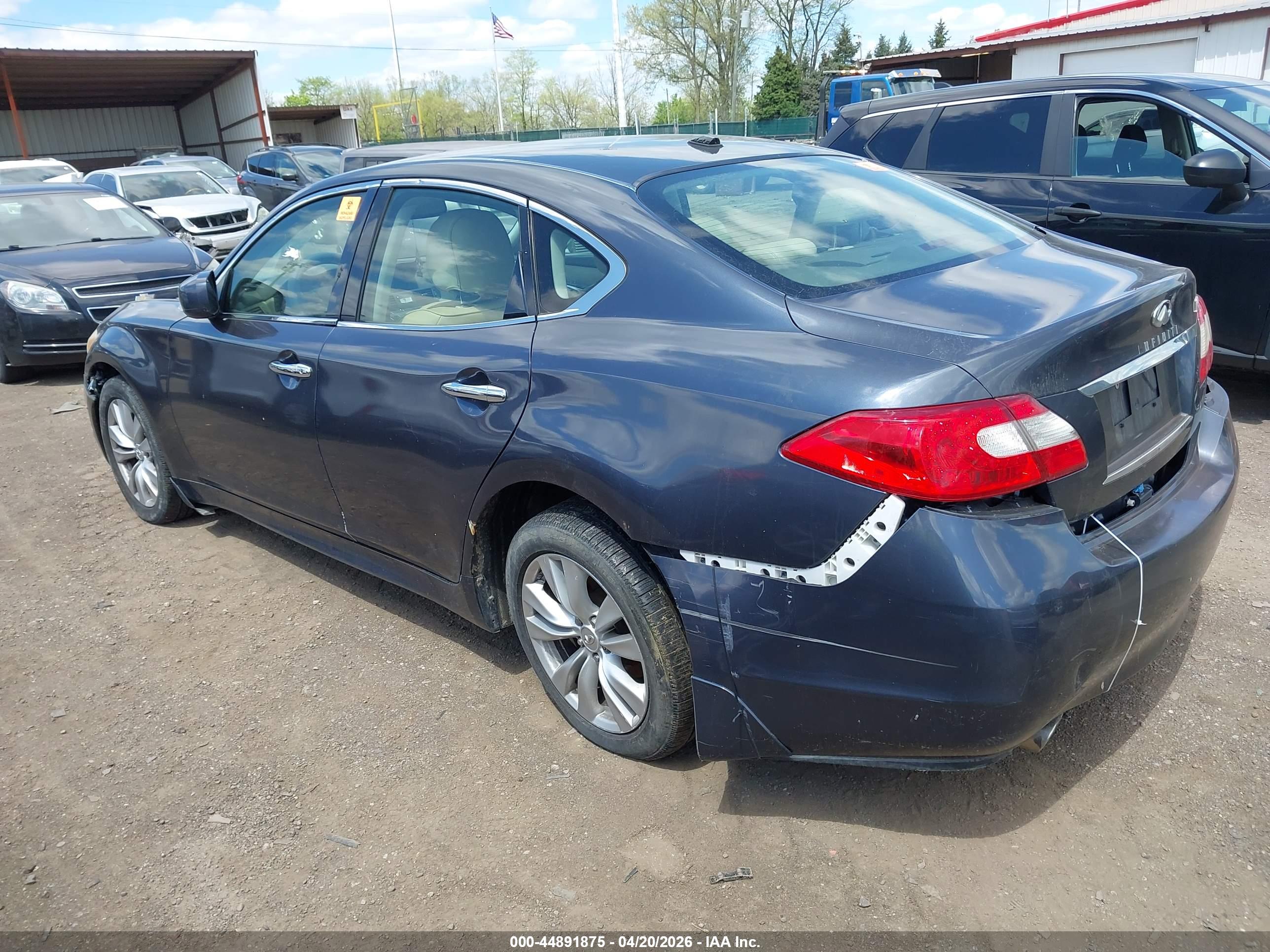 INFINITI M37X image 3