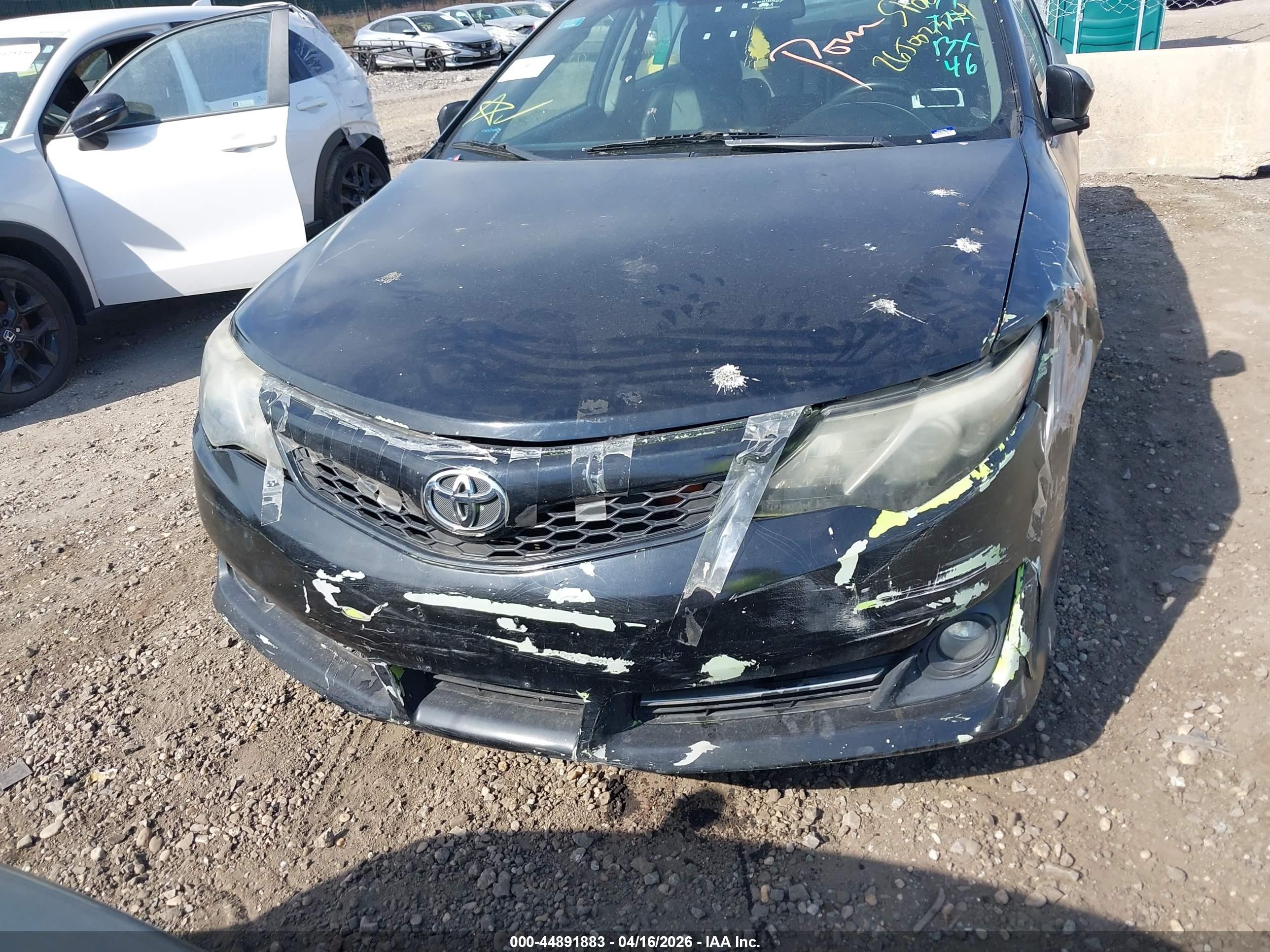 TOYOTA CAMRY image 6
