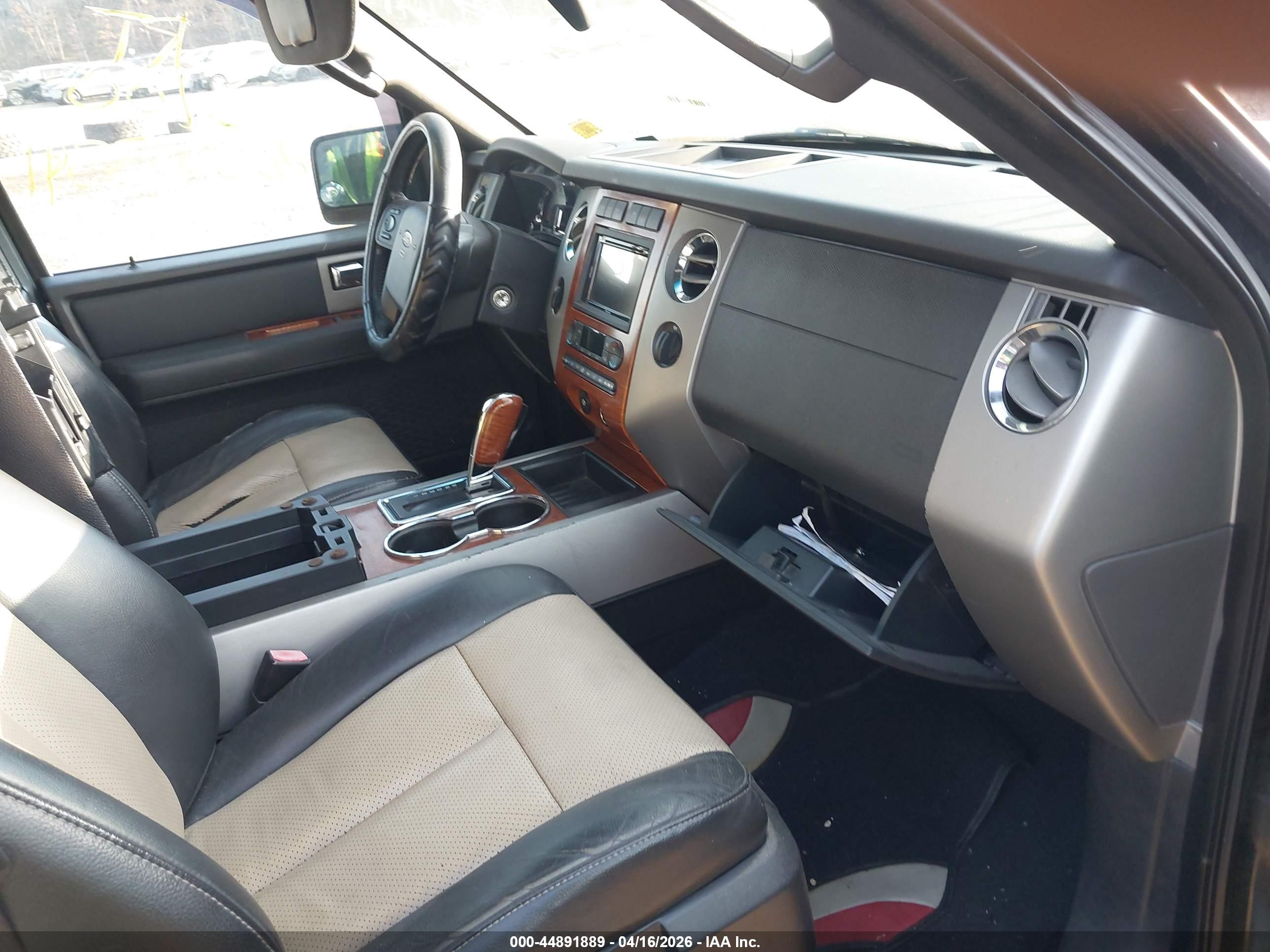 FORD EXPEDITION image 5