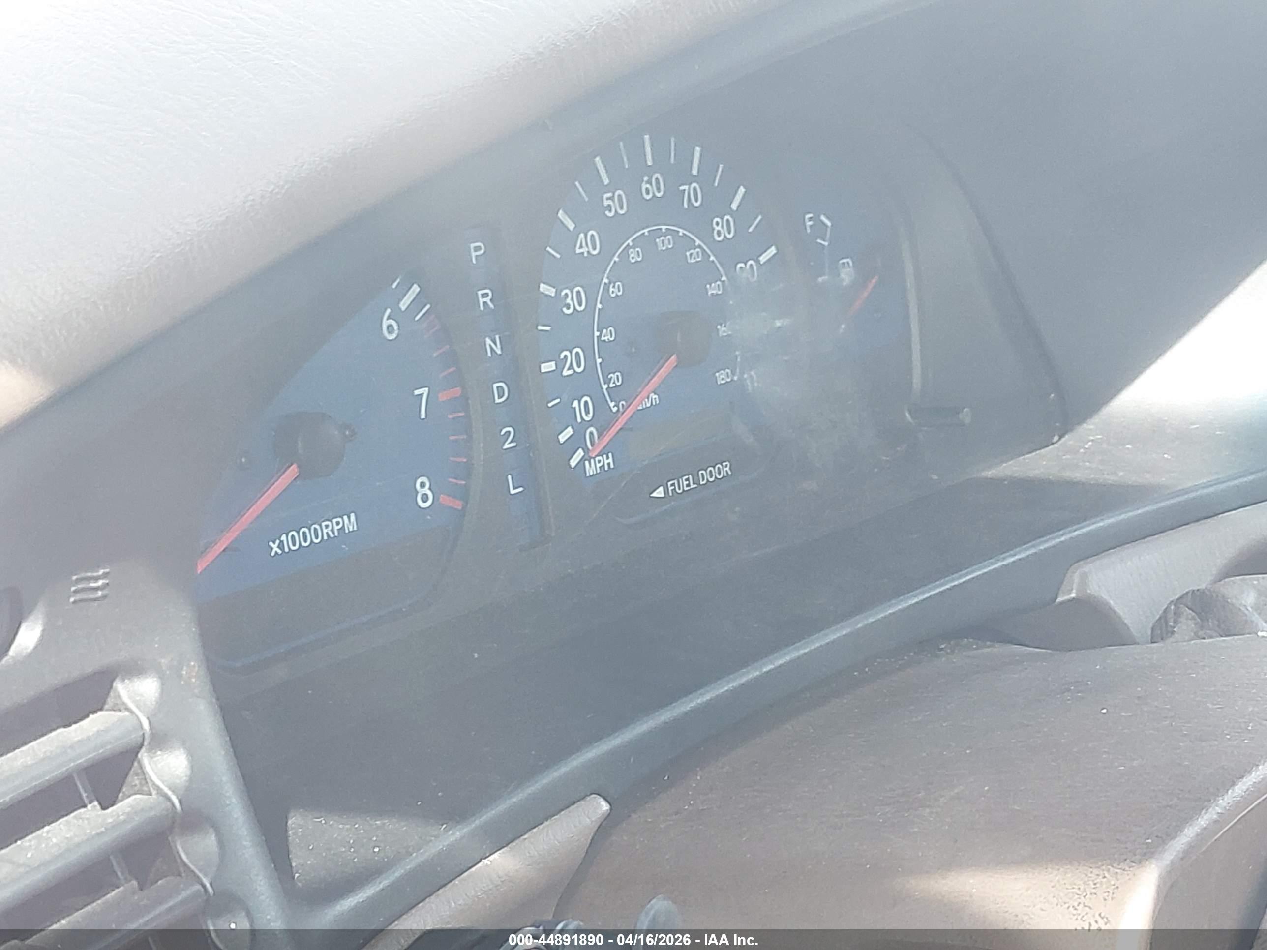 TOYOTA SIENNA image 7