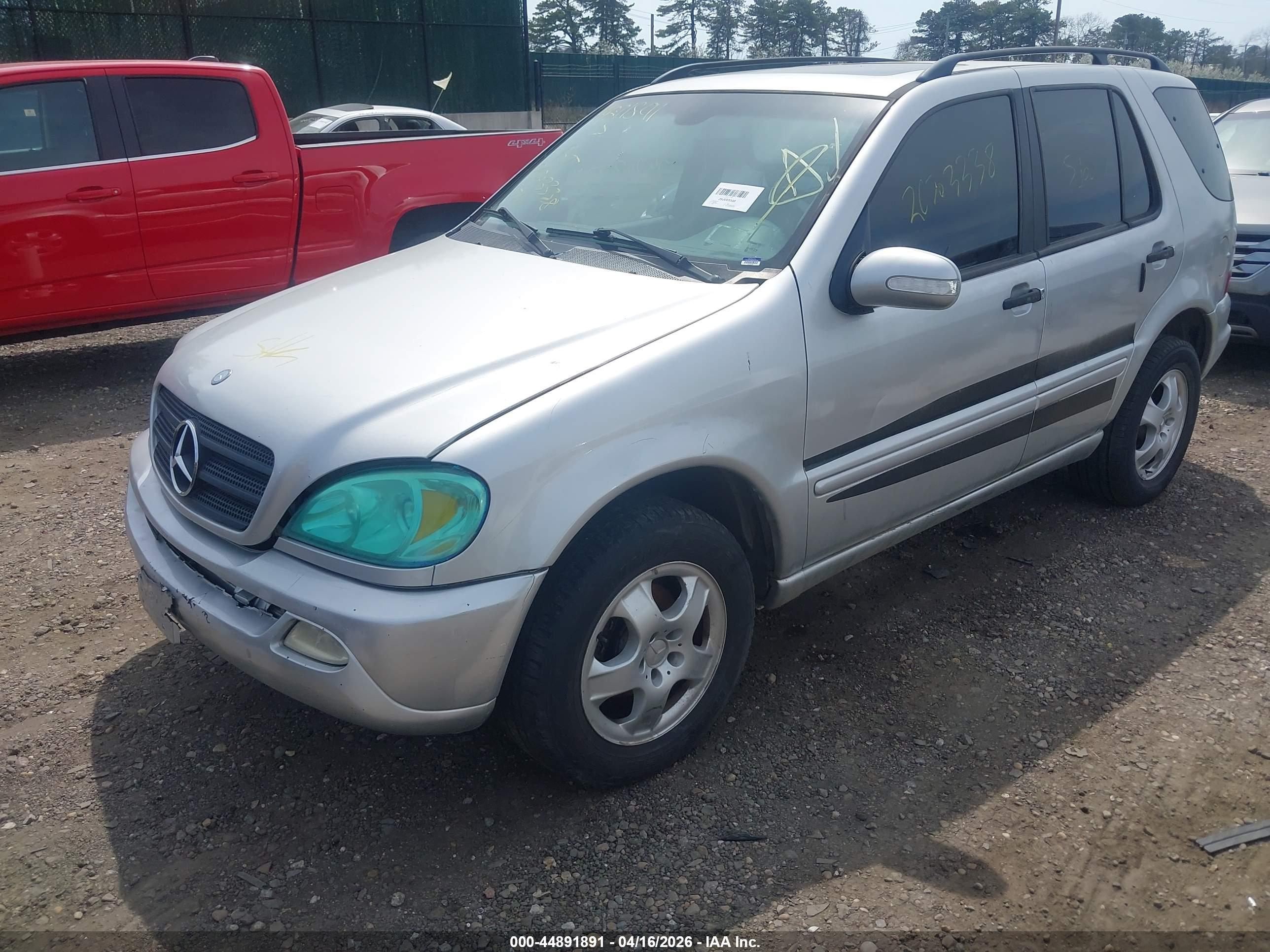 MERCEDES-BENZ ML image 2