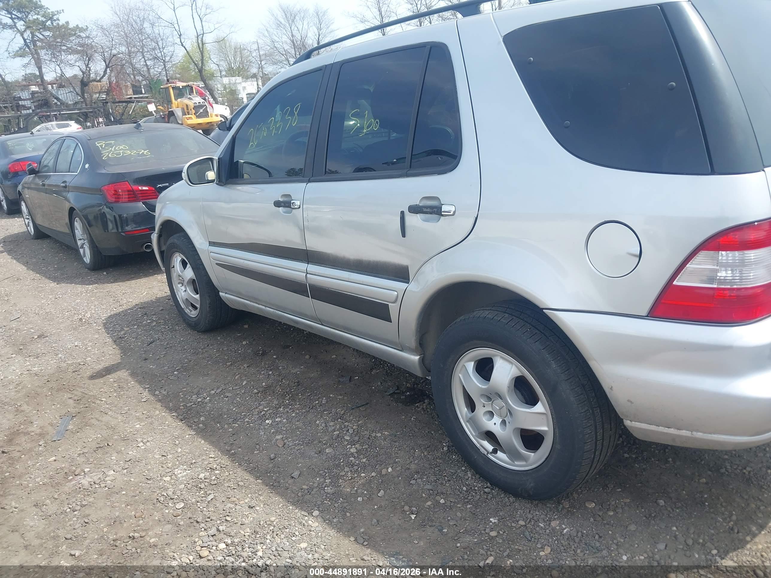 MERCEDES-BENZ ML image 6