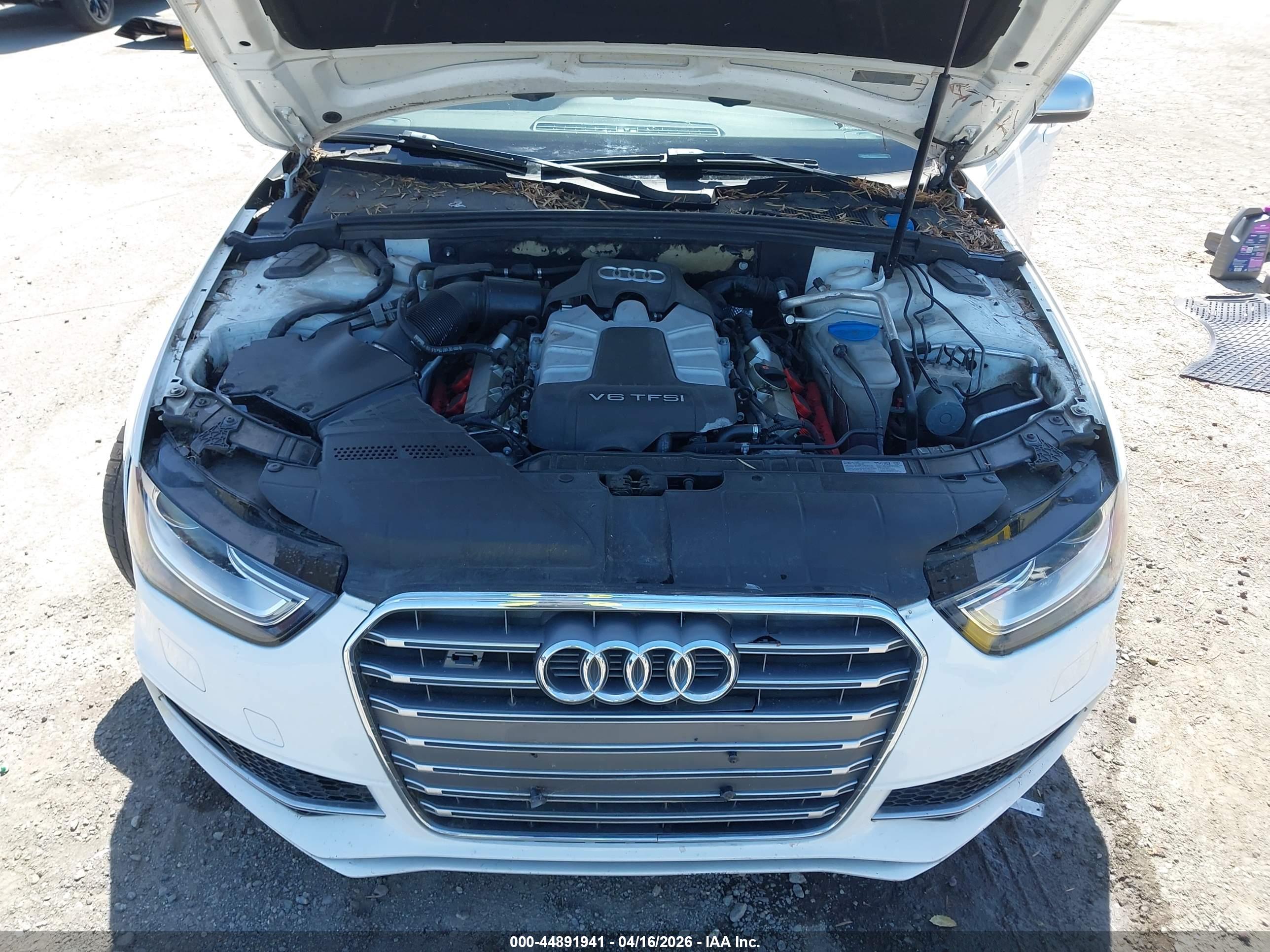 AUDI S4 image 10