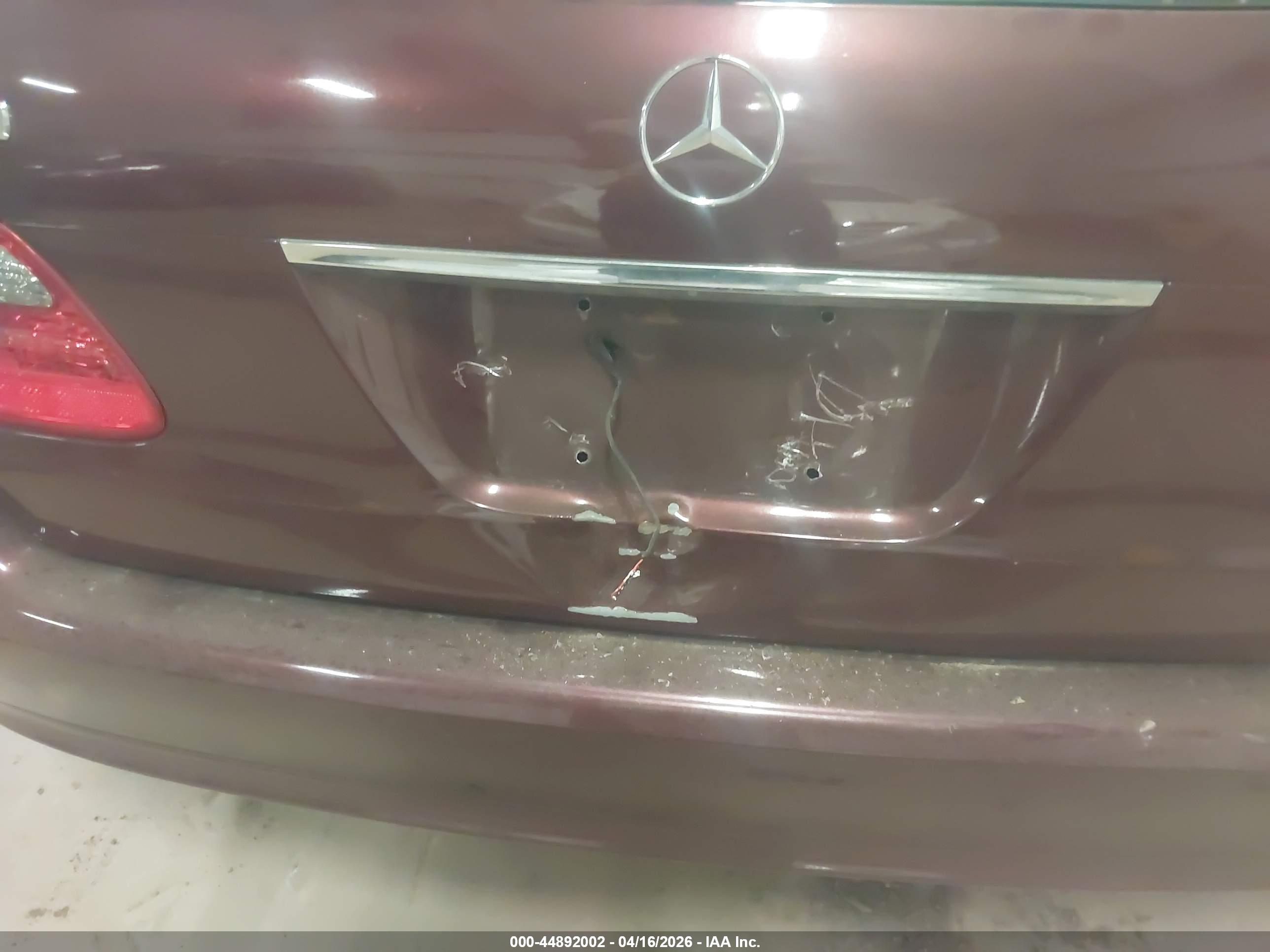 MERCEDES-BENZ E image 6