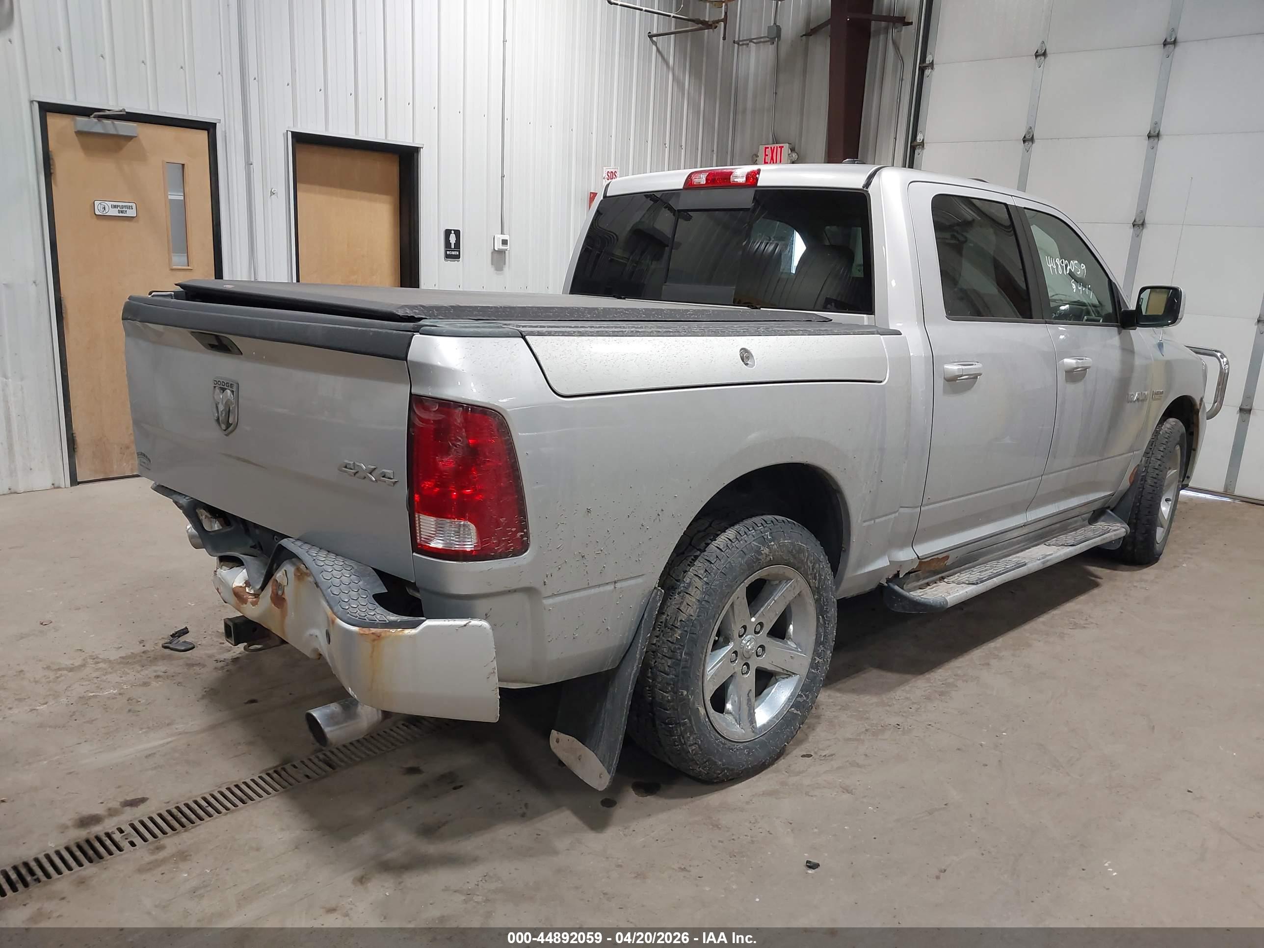 DODGE RAM image 4