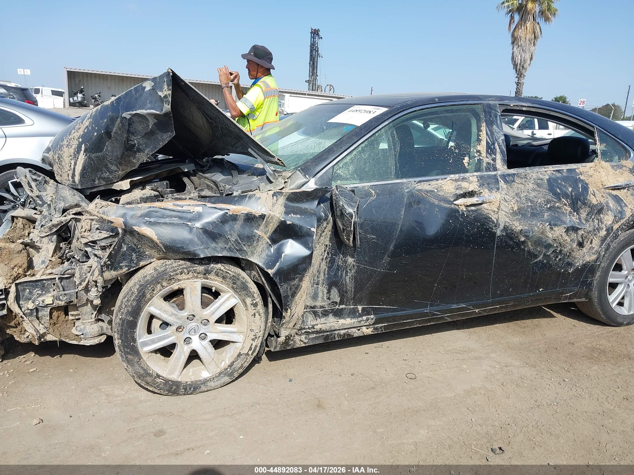 LEXUS ES image 6