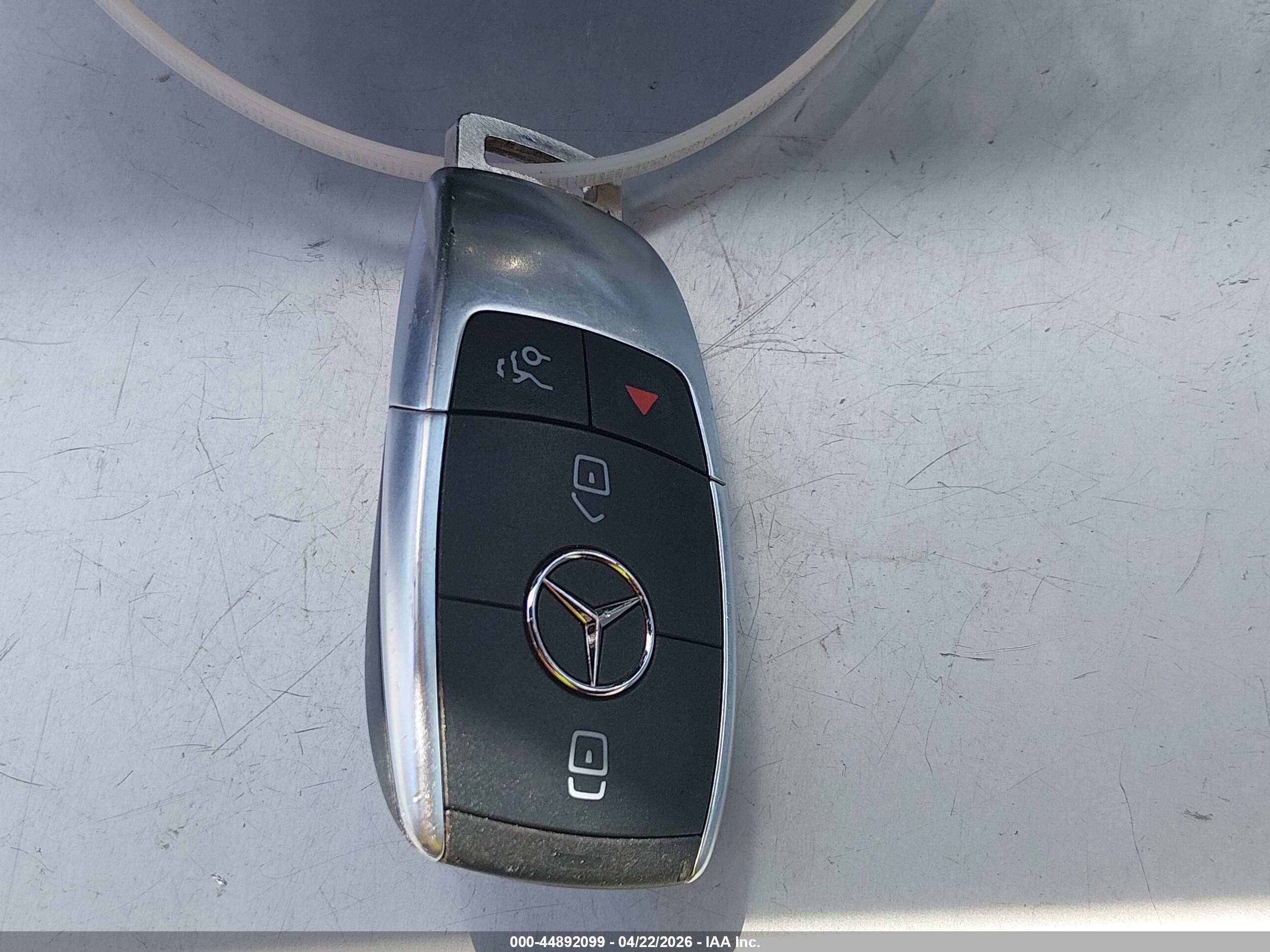 MERCEDES-BENZ C image 11