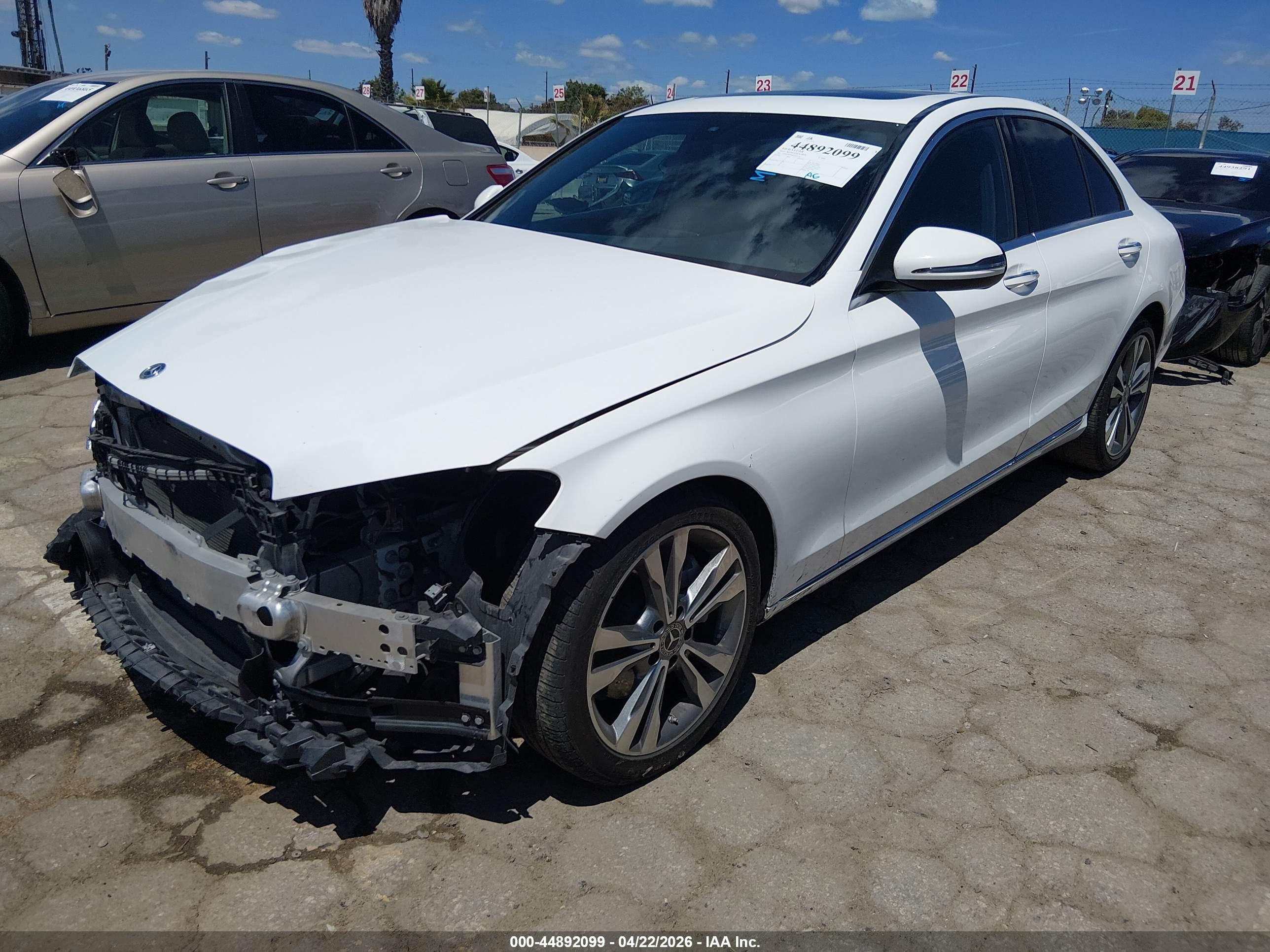 MERCEDES-BENZ C image 2