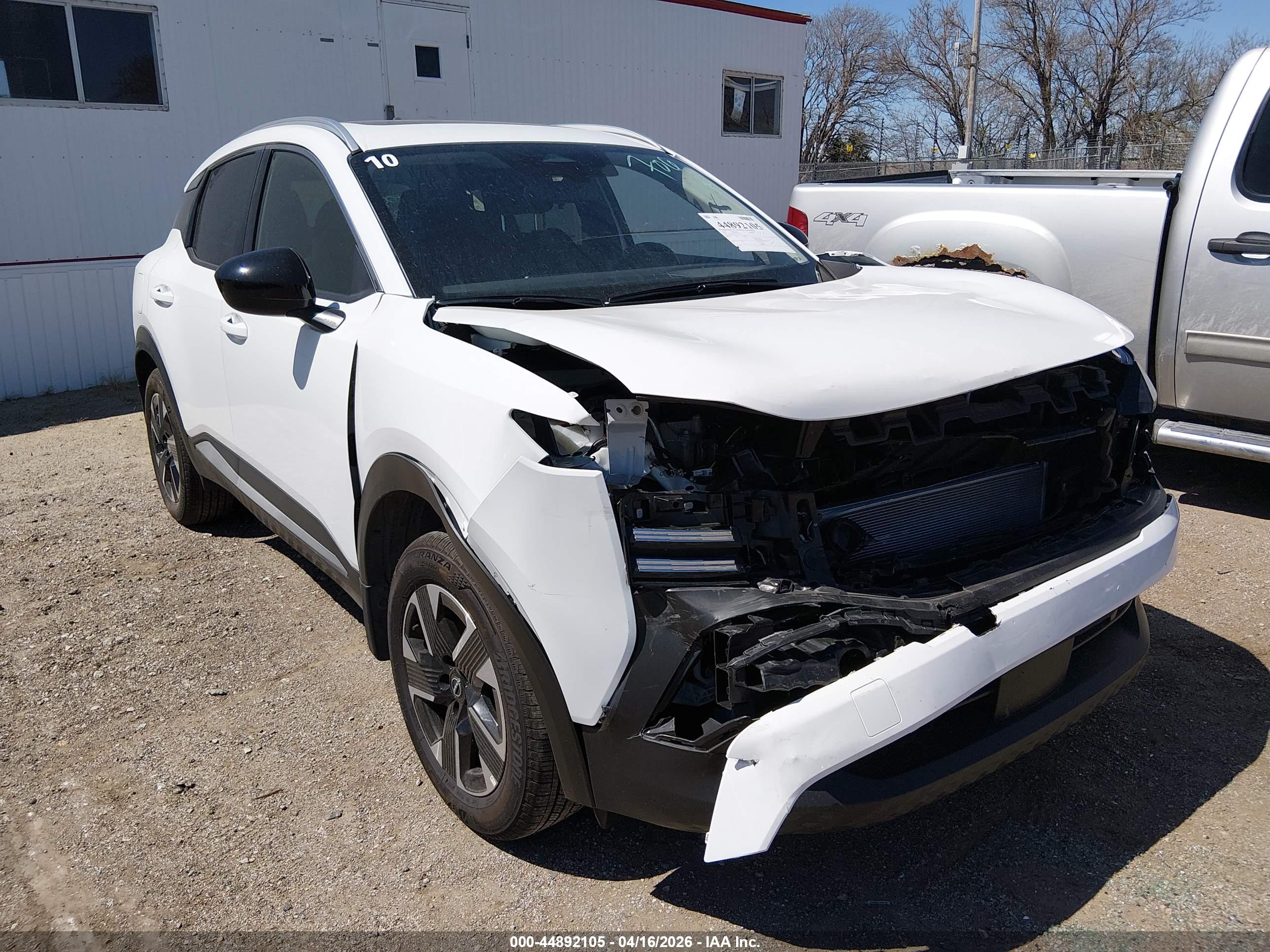 NISSAN KICKS image 6