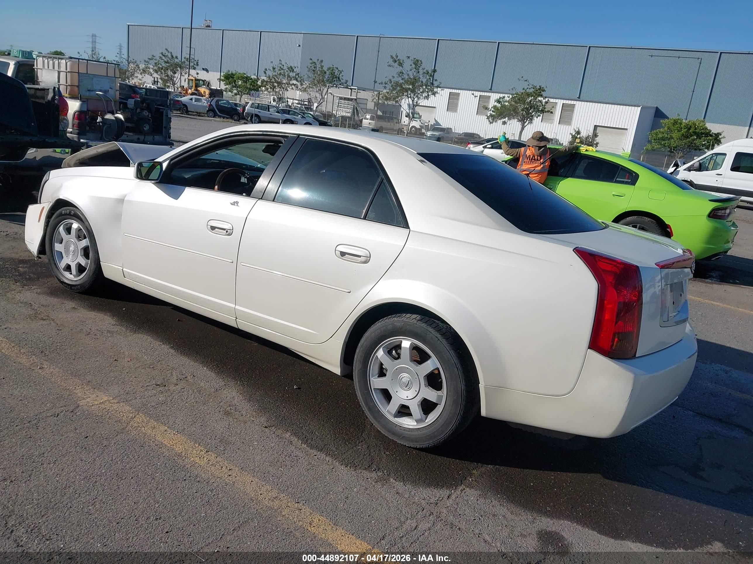 CADILLAC CTS image 3