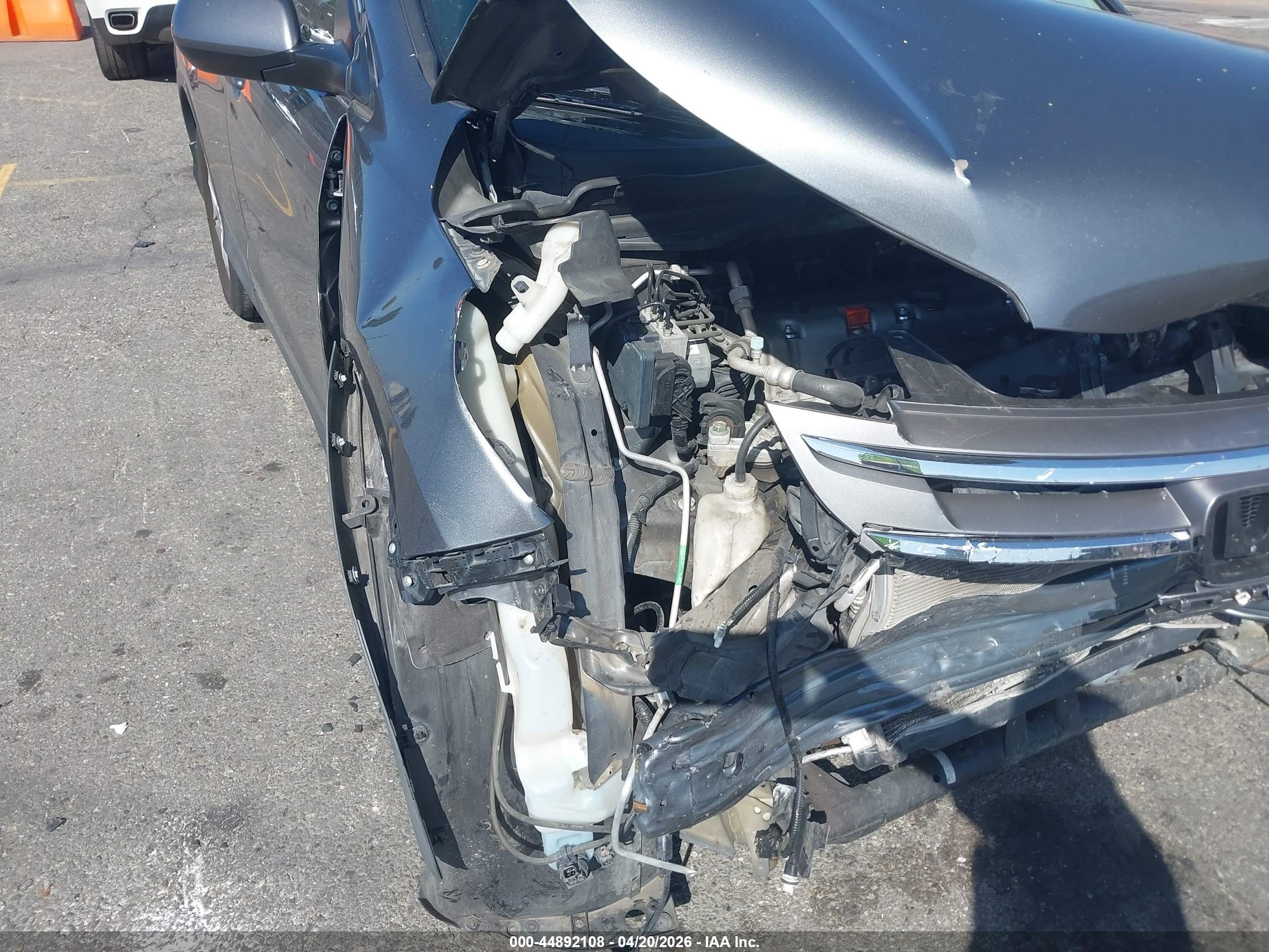 HONDA CR-V image 6