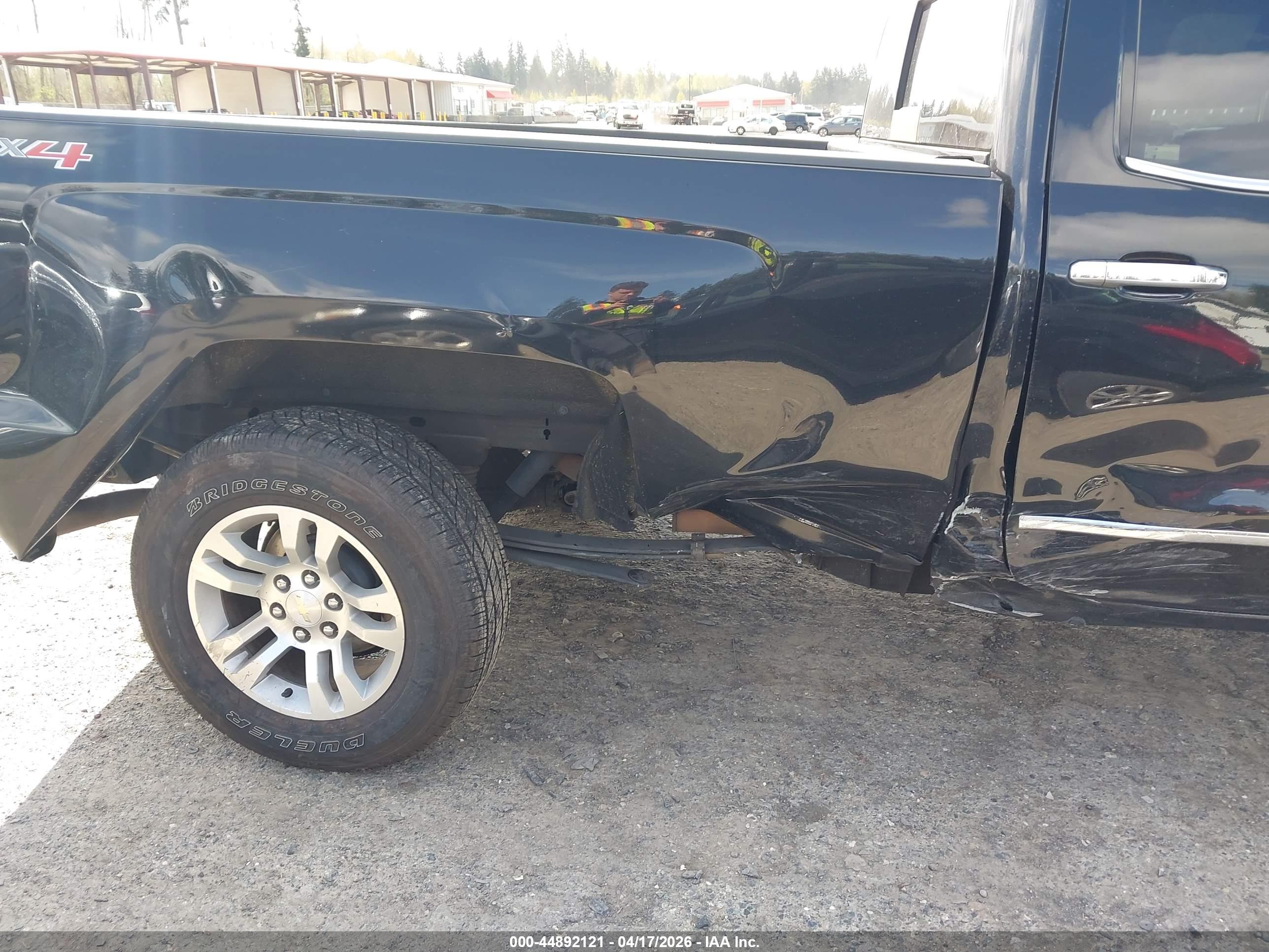 CHEVROLET SILVERADO image 6