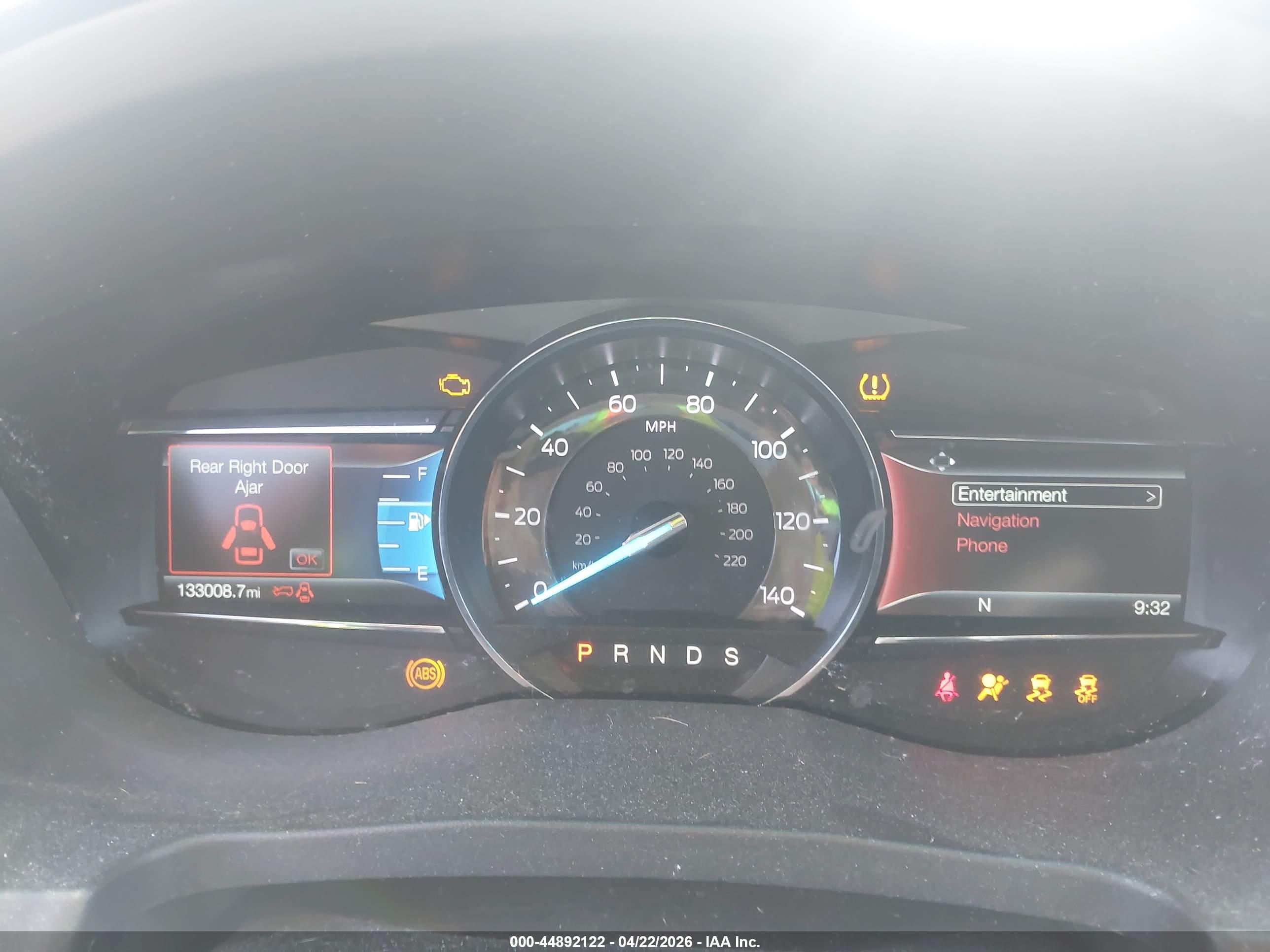 FORD EXPLORER image 7