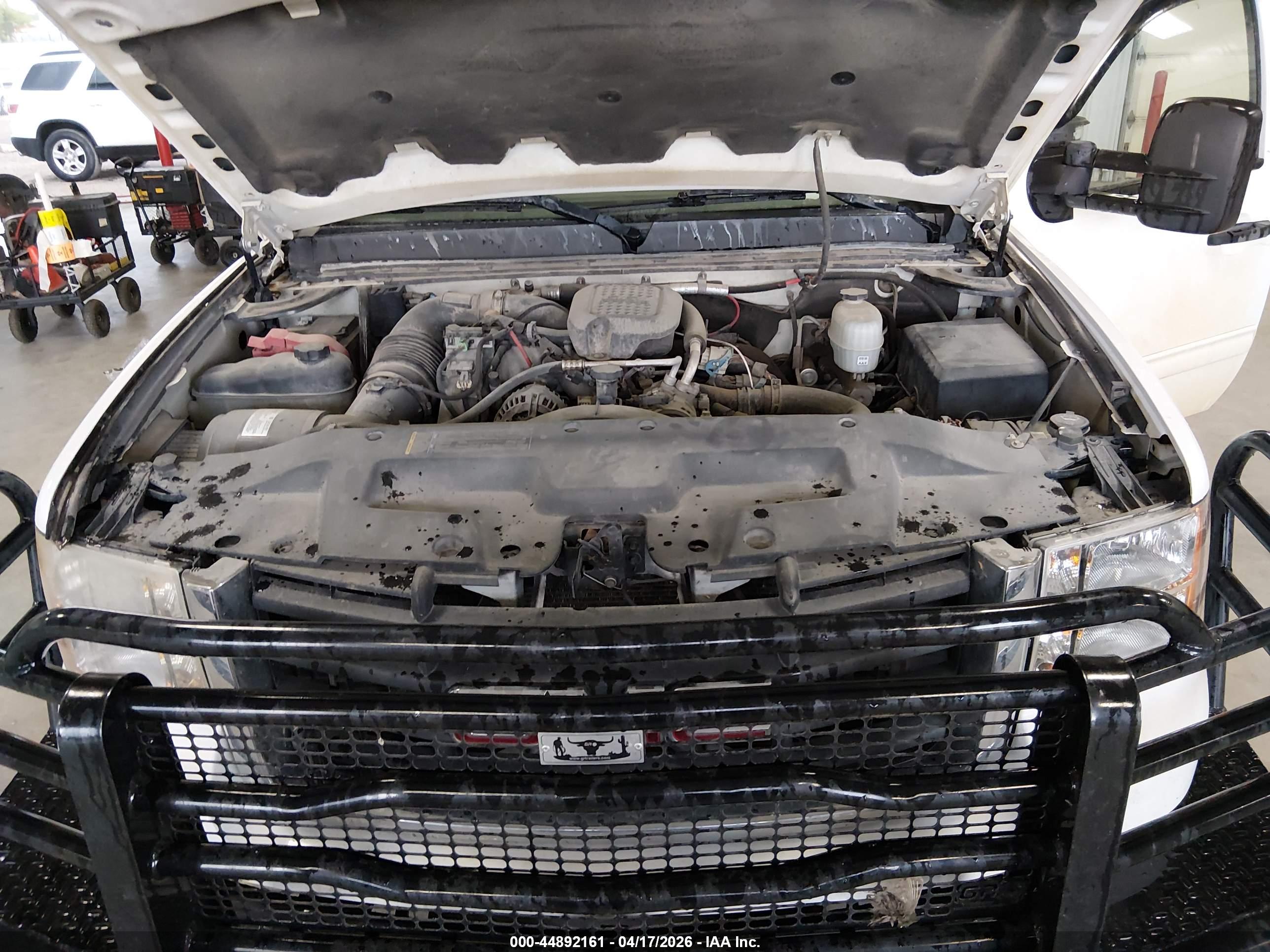 GMC SIERRA image 10