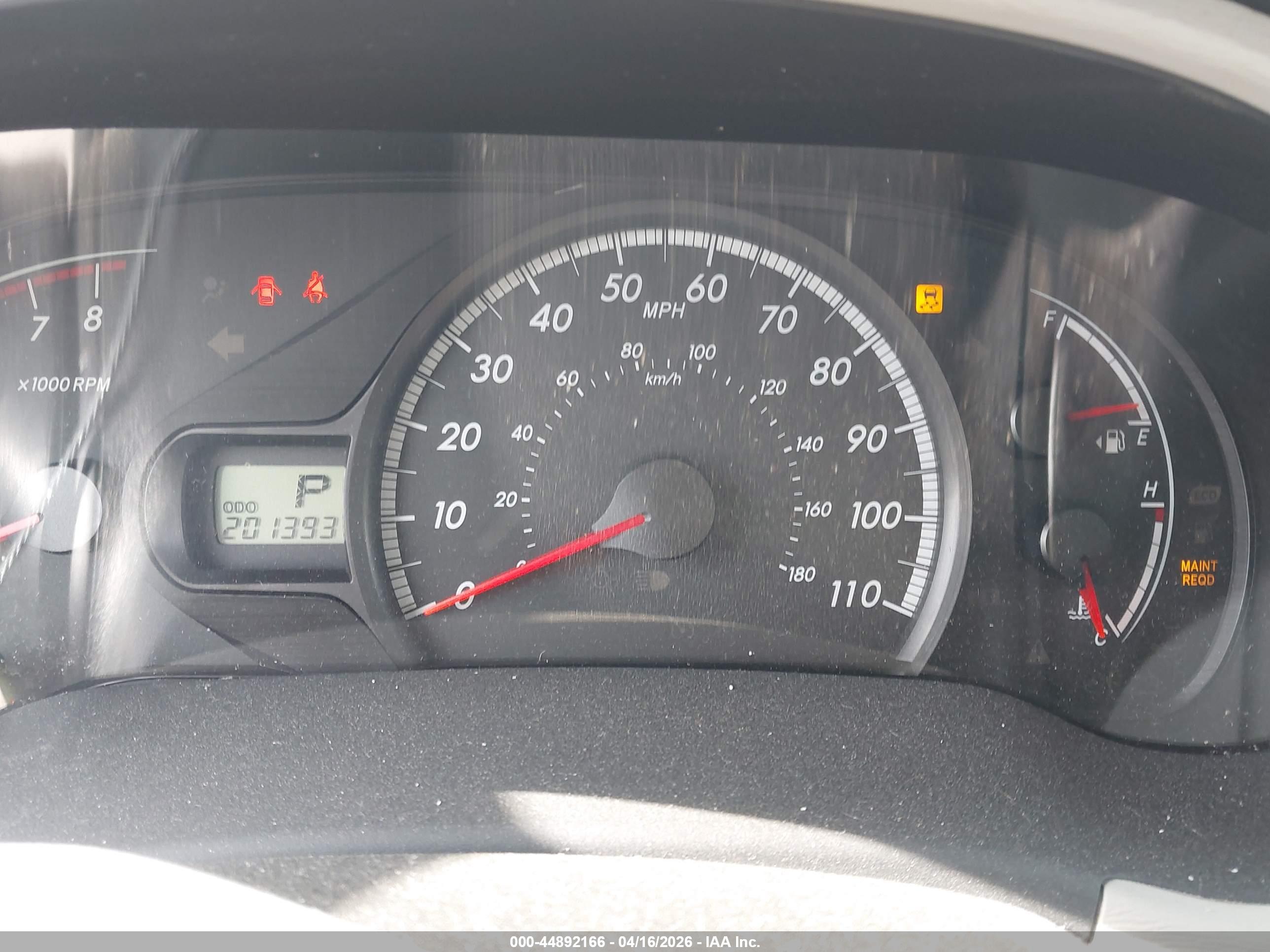 TOYOTA SIENNA image 7