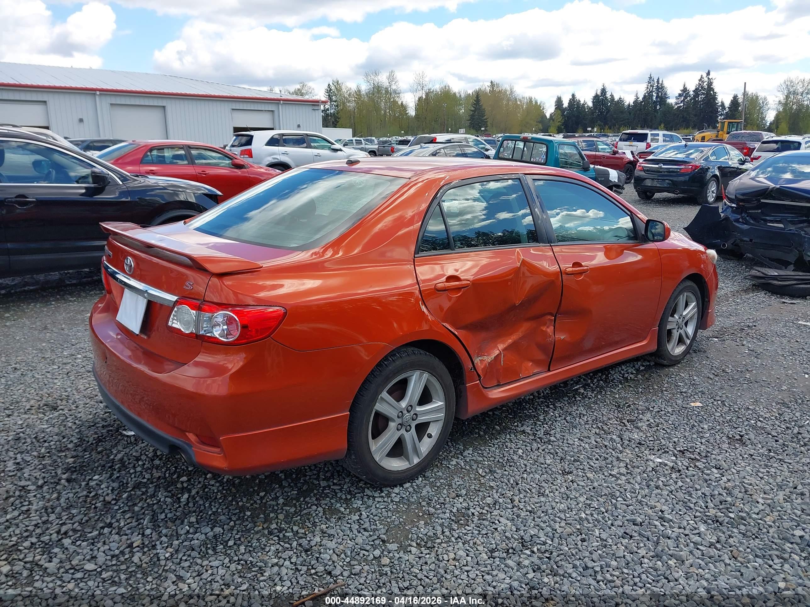 TOYOTA COROLLA image 4