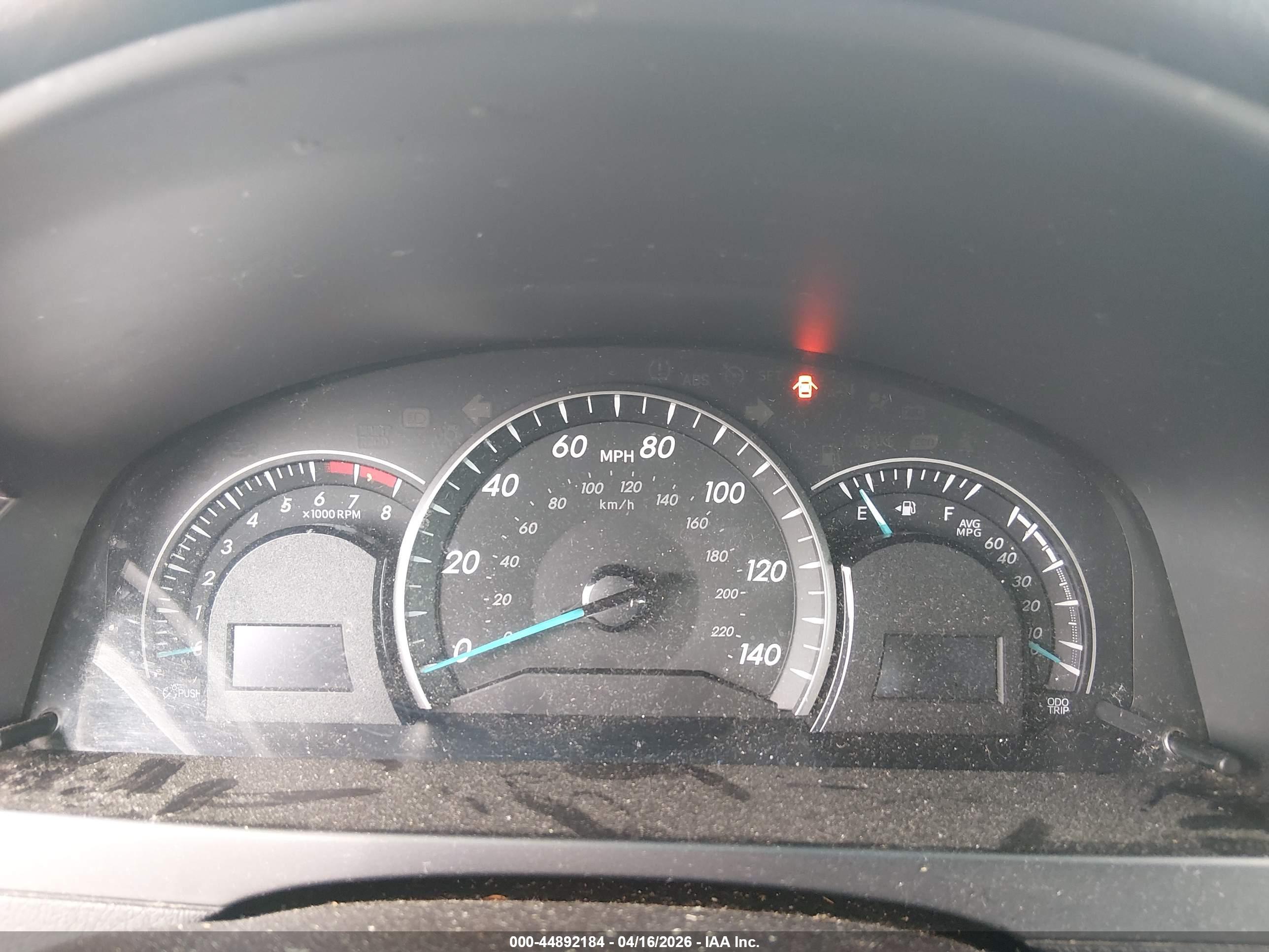 TOYOTA CAMRY image 7