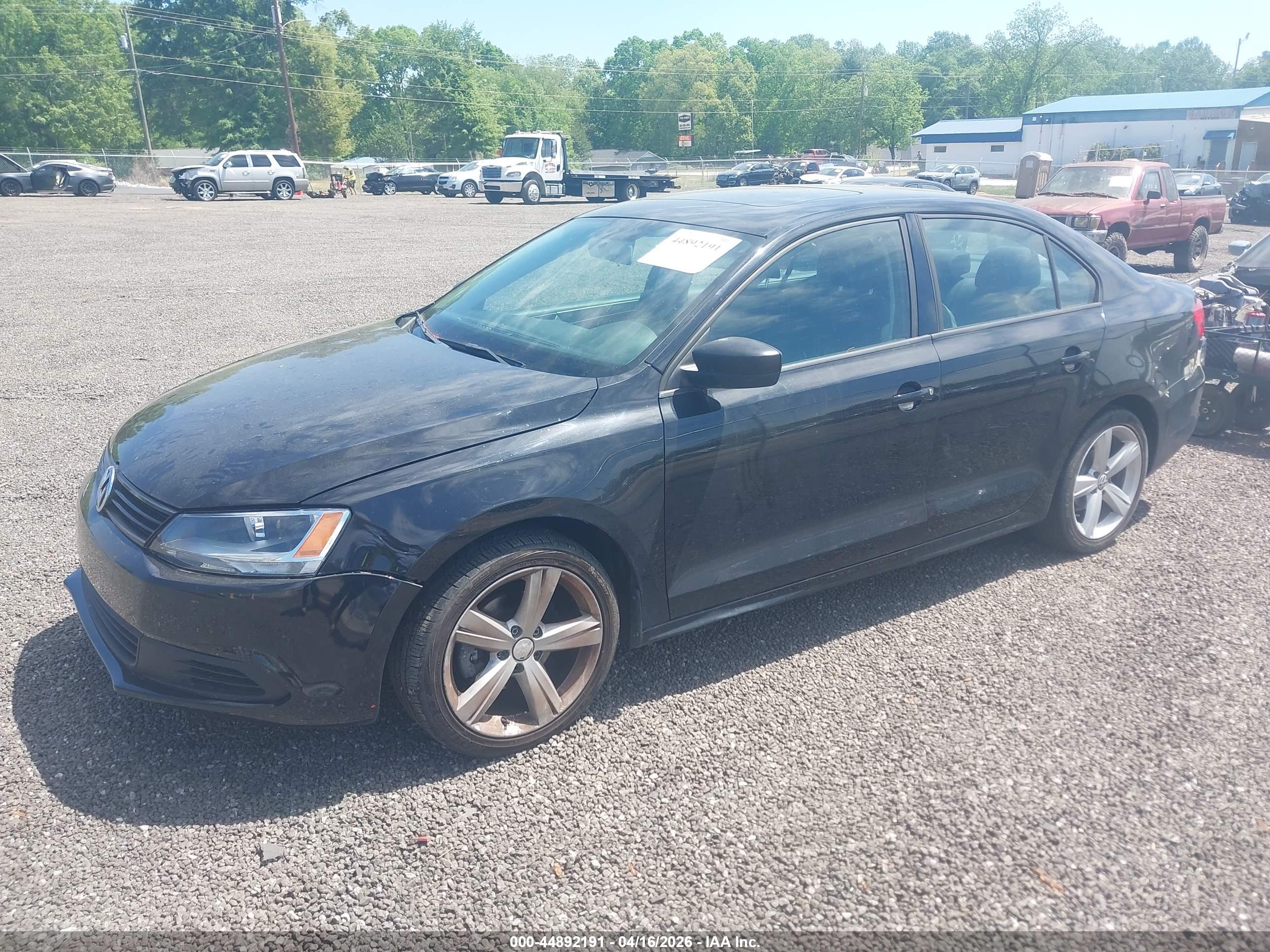 VOLKSWAGEN JETTA image 2